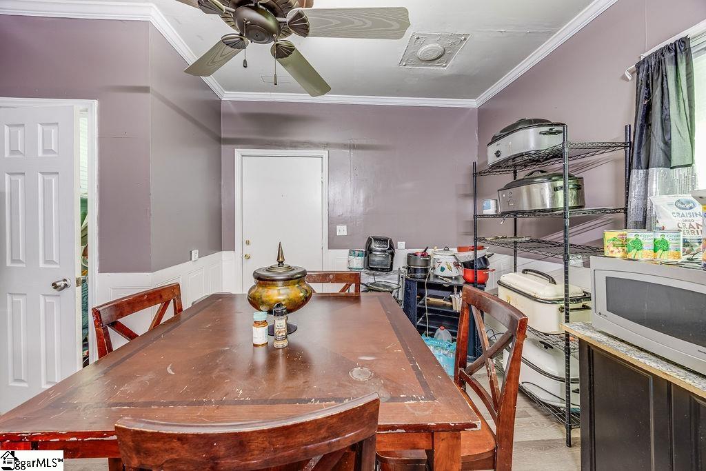 46 Peachtree Street Clinton, SC 29325