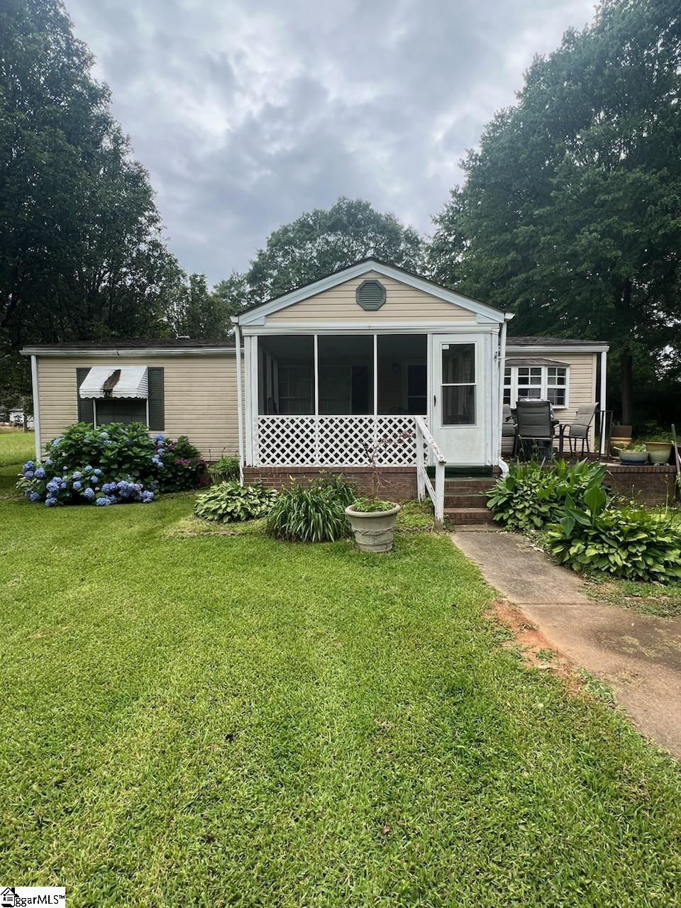 170 S Blackstock Road Spartanburg, SC 29301