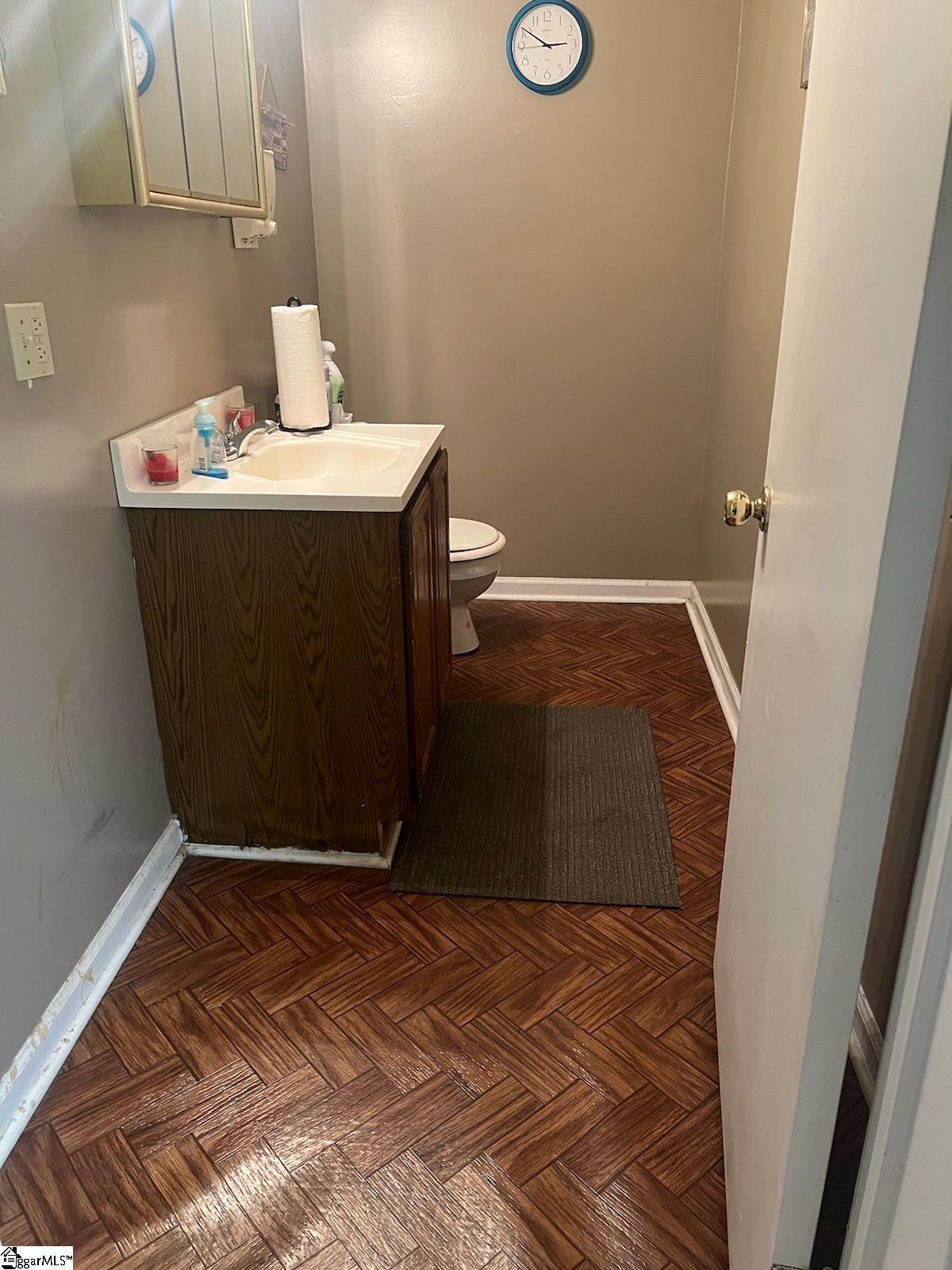 170 S Blackstock Road Spartanburg, SC 29301