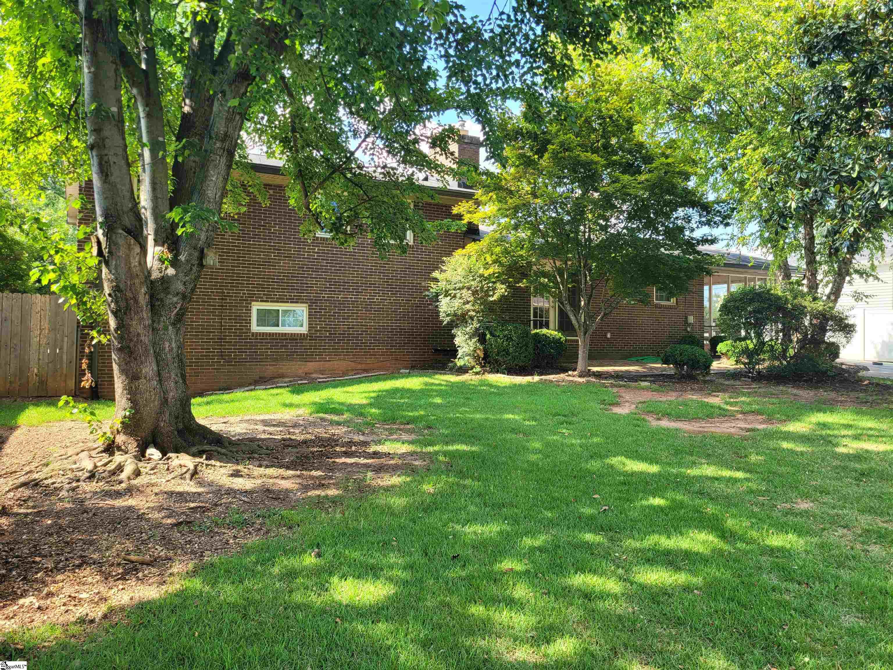103 Pinehurst Drive Mauldin, SC 29662