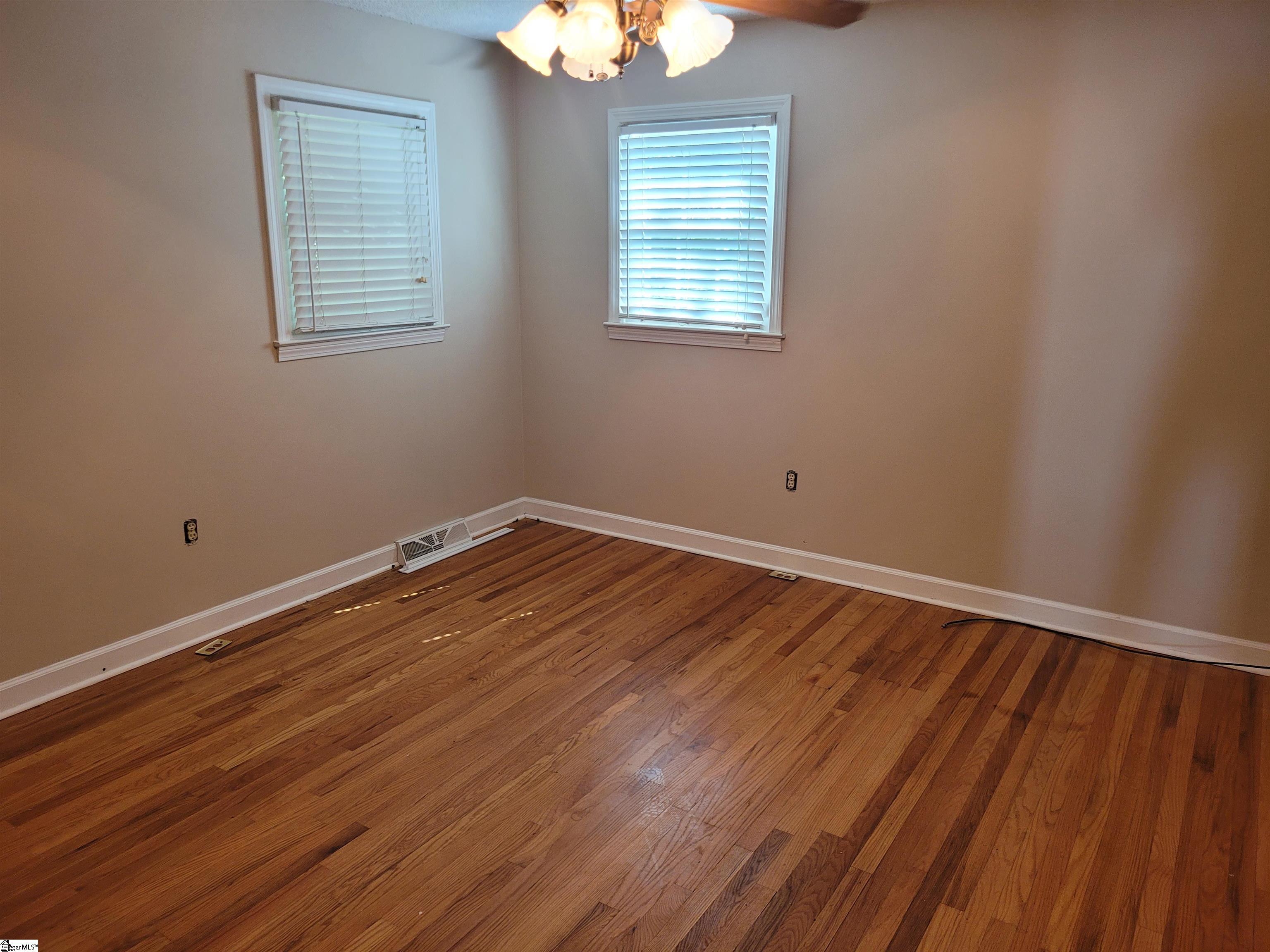 103 Pinehurst Drive Mauldin, SC 29662