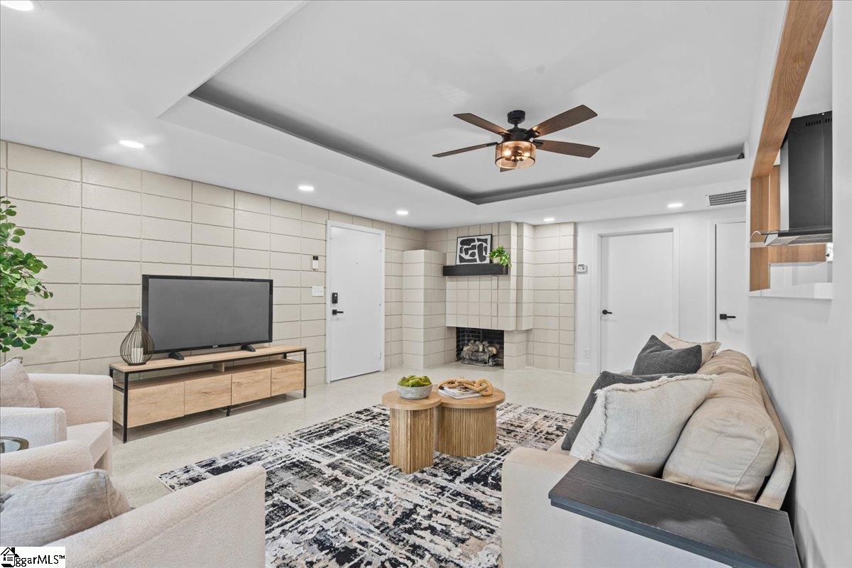 305 Botany Road Greenville, SC 29615