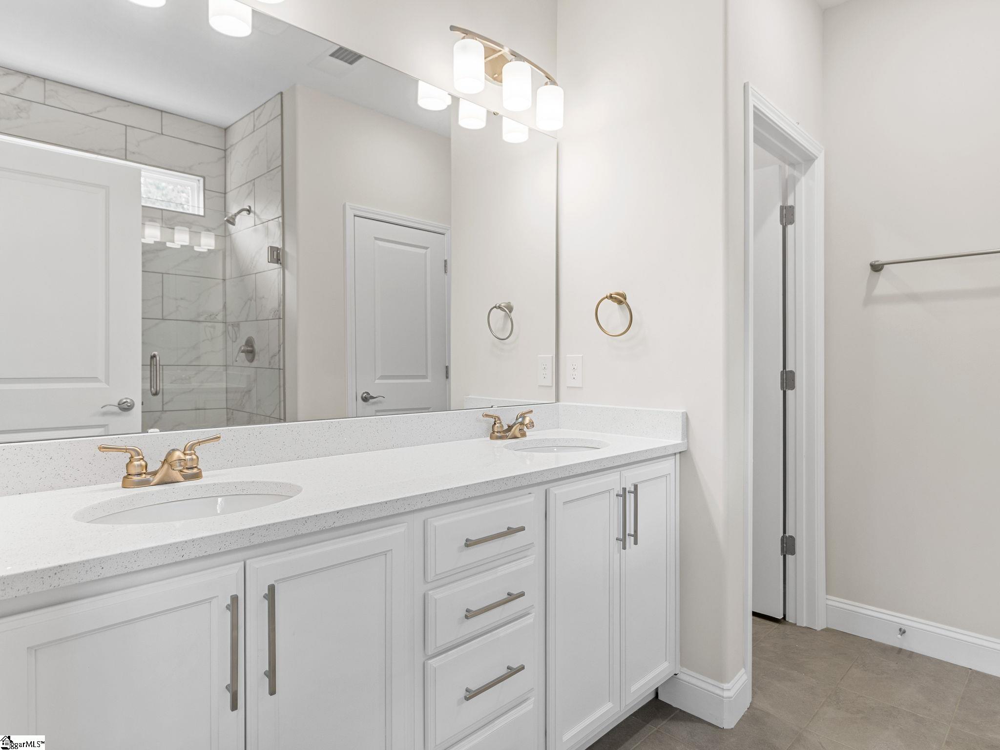 330 River Trace Loop Simpsonville, SC 29680