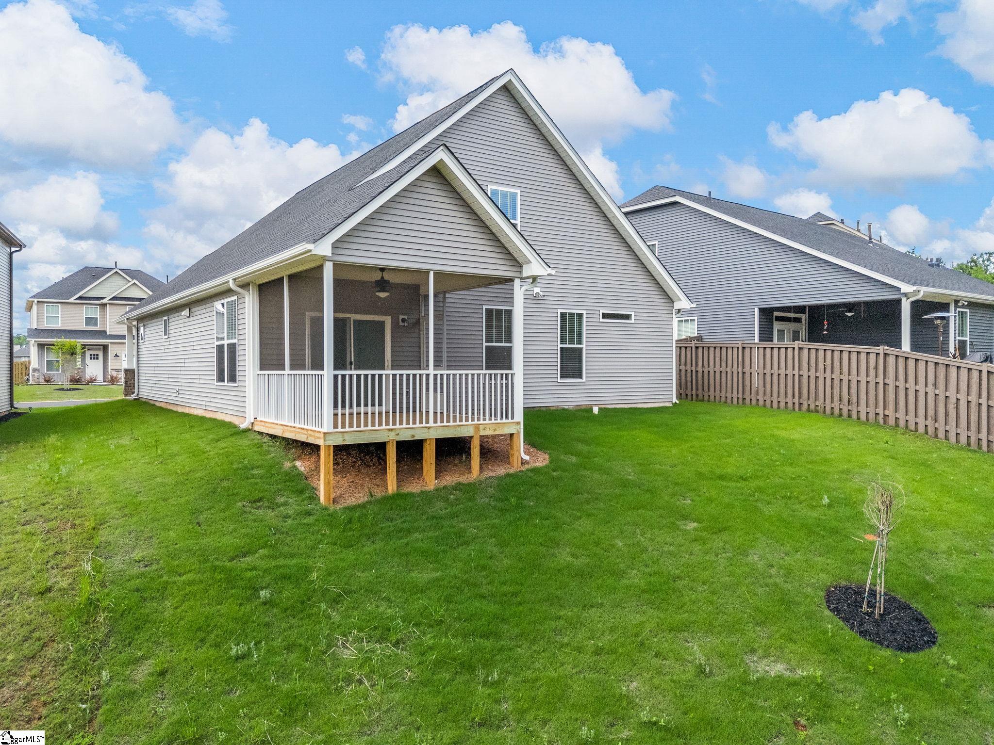 330 River Trace Loop Simpsonville, SC 29680