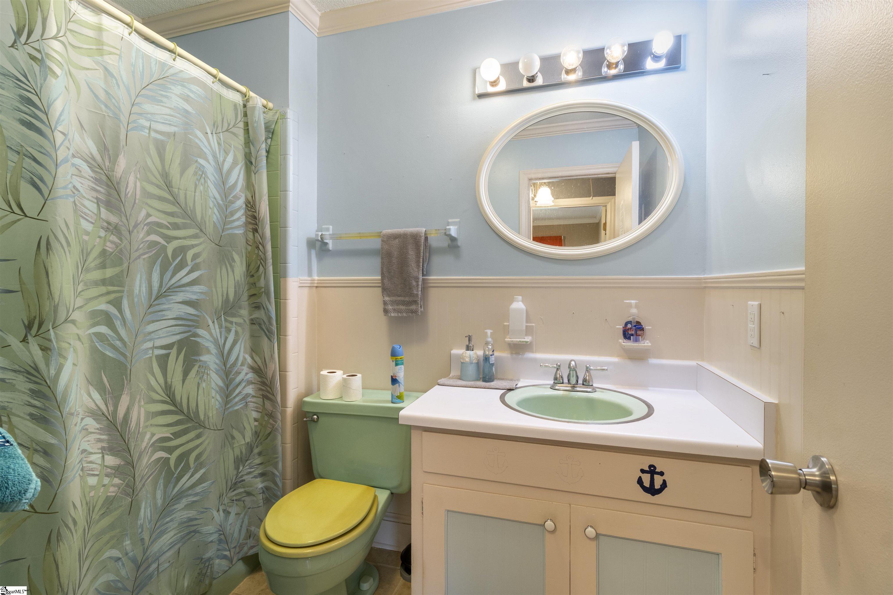 6111 Robin Street Spartanburg, SC 29303