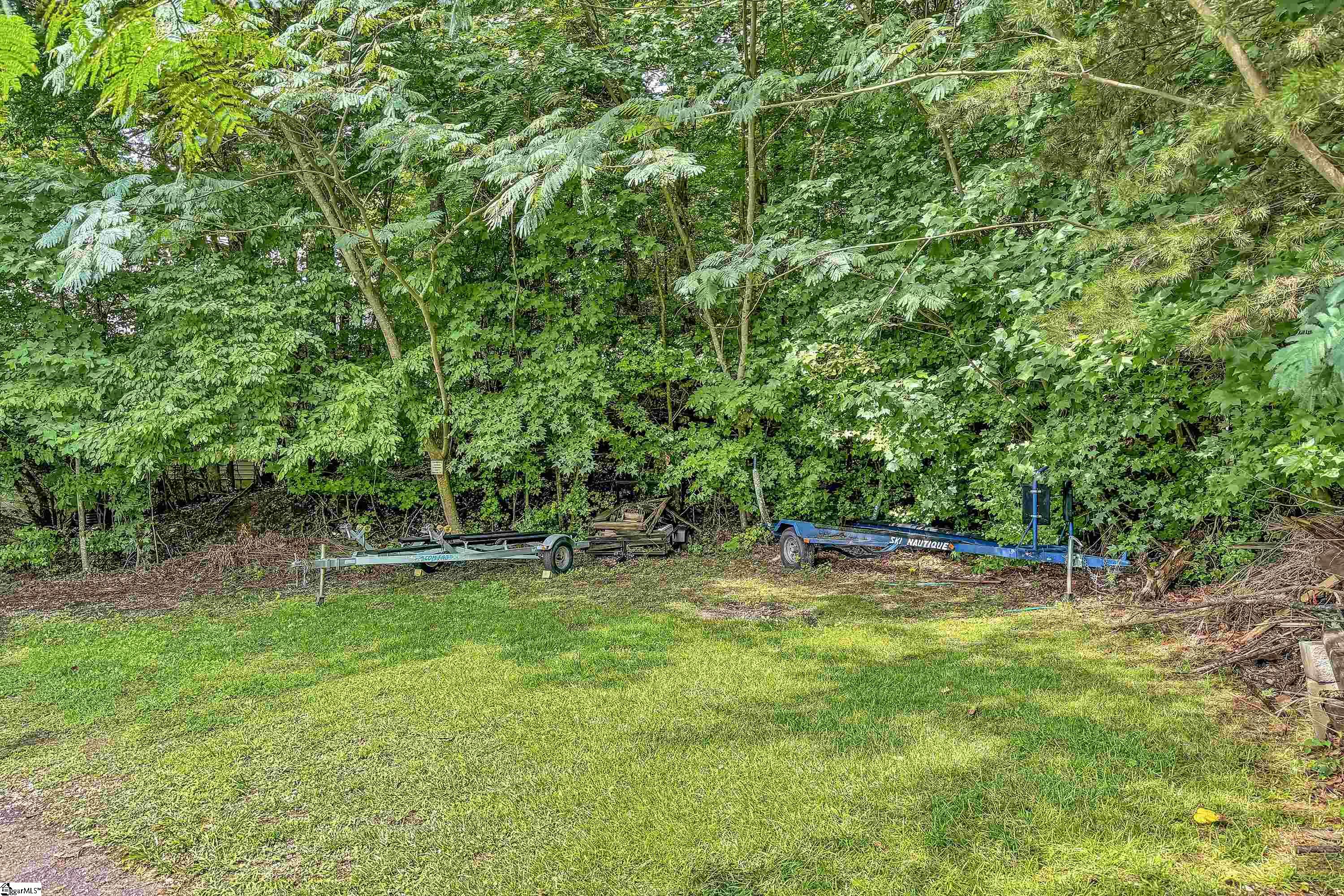 1700 W Lakeshore Drive UNIT Building C Landrum, SC 29356