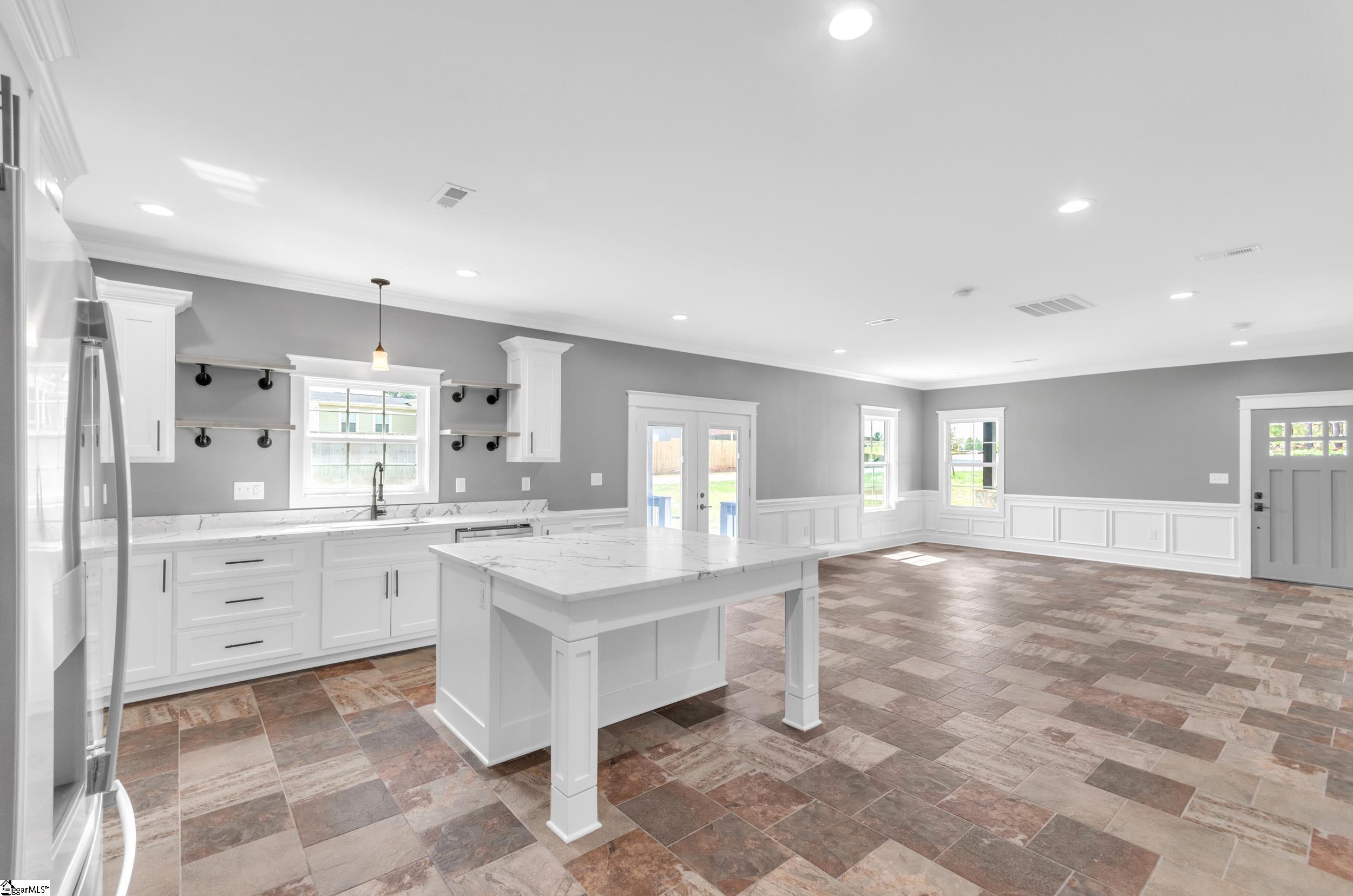 57 Pamela Drive Greenville, SC 29611