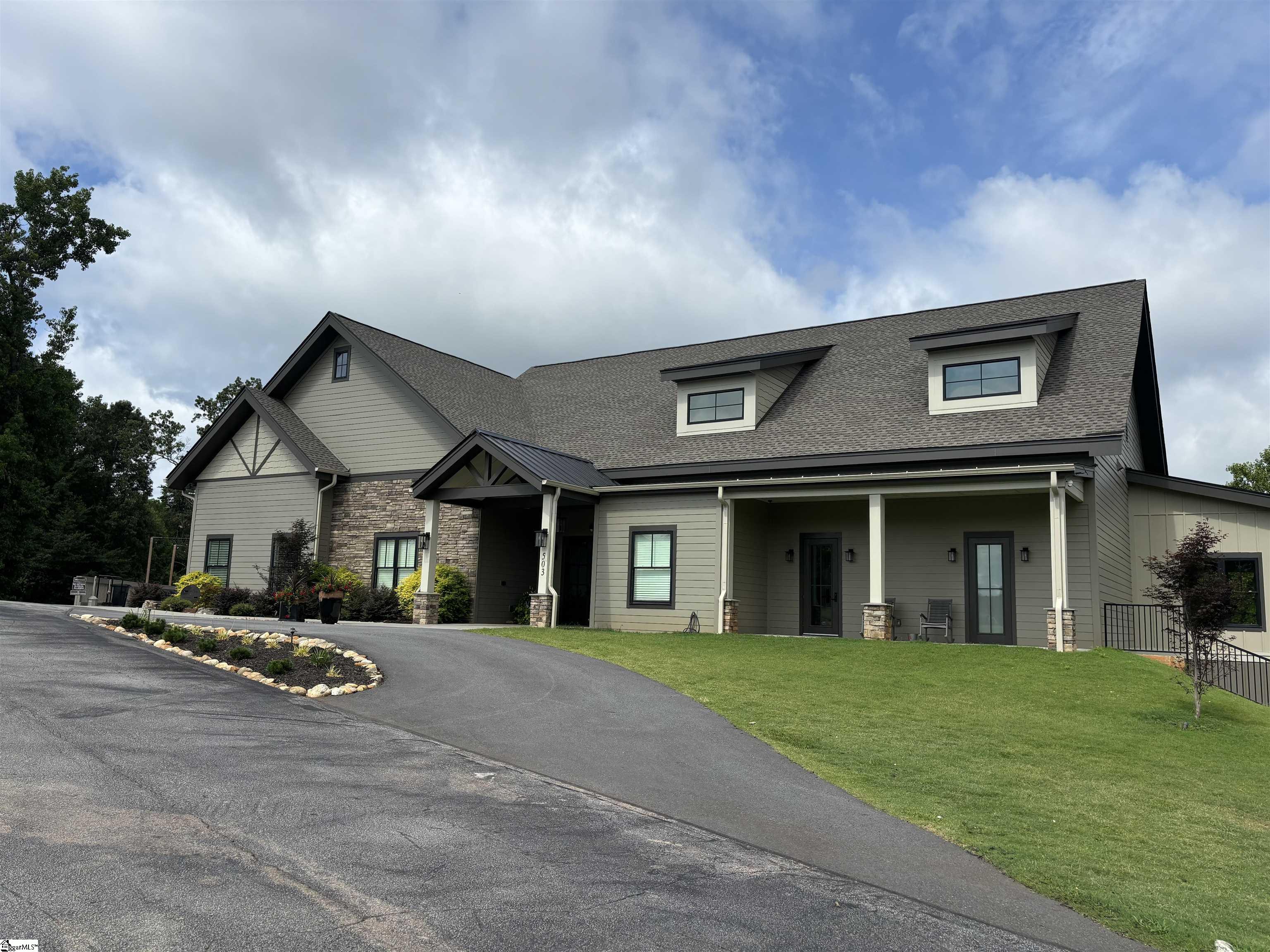 813 Chickasaw Point Westminster, SC 29693