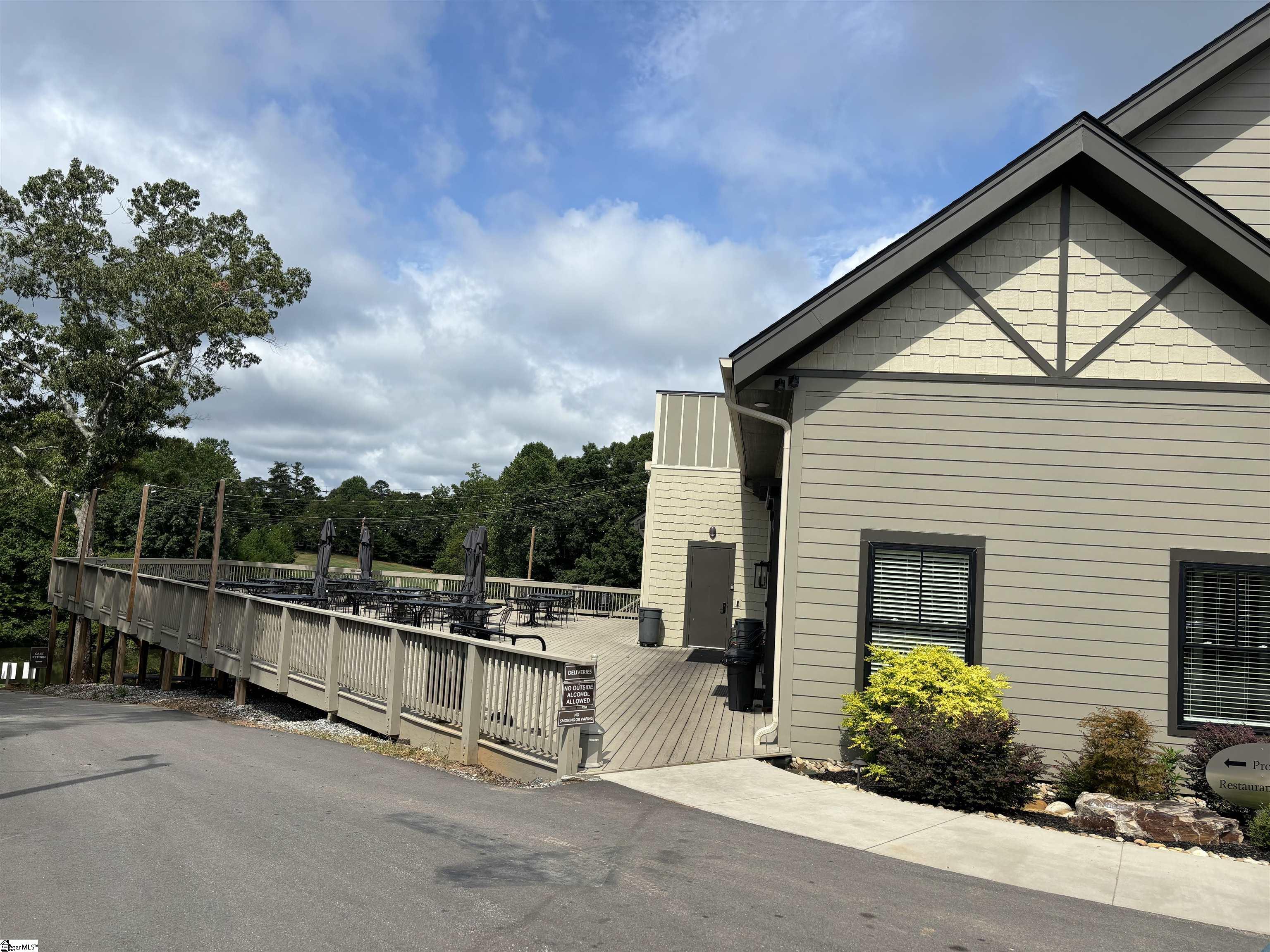 813 Chickasaw Point Westminster, SC 29693