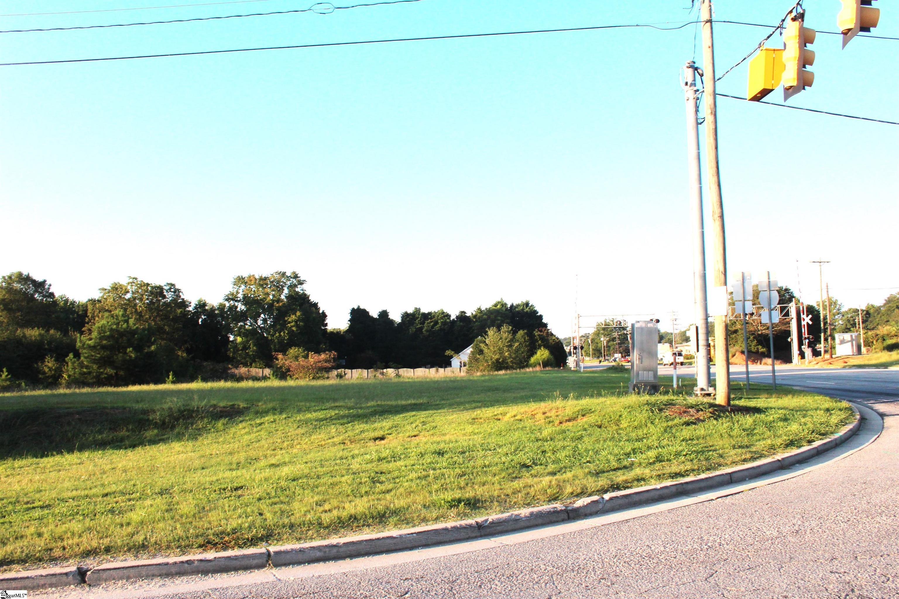 1890 Piedmont Highway Greenville, SC 29604
