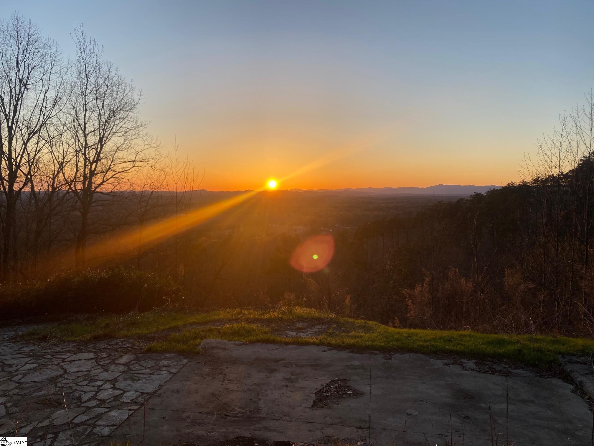 Laurel Ridge Road Greenville, SC 29609