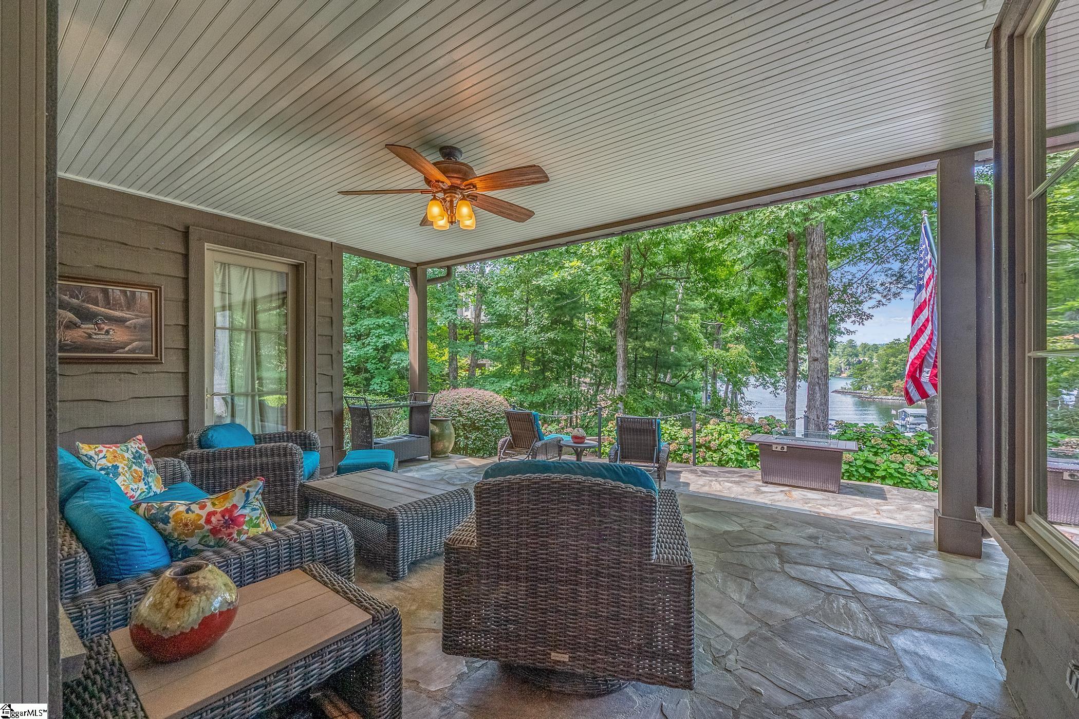 202 Passion Flower Way Sunset, SC 29685