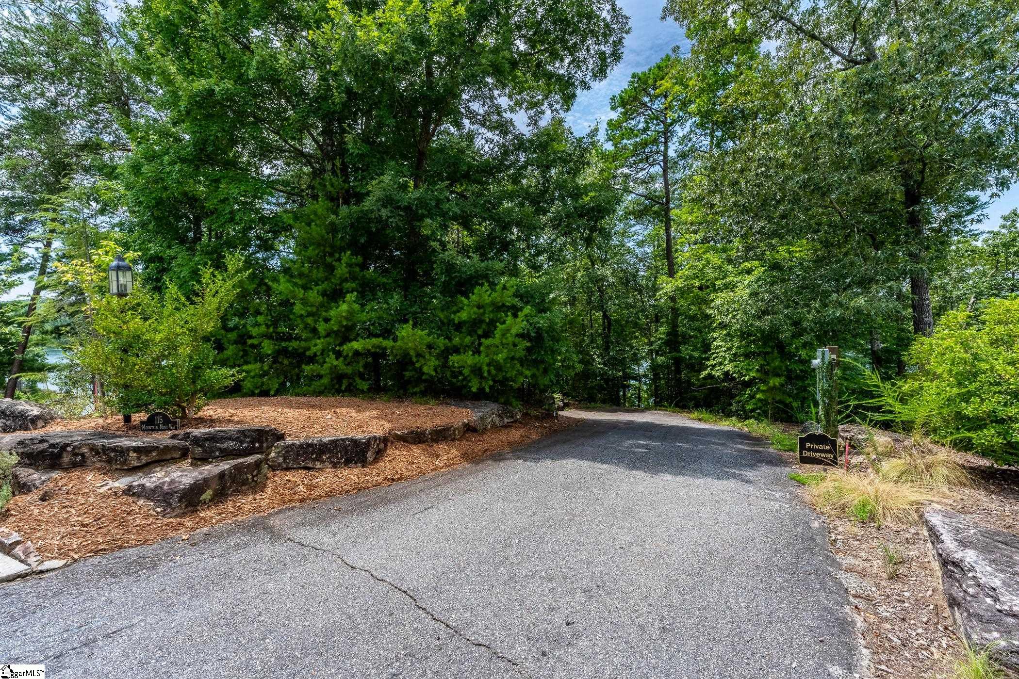 121 Mountain Mint Way Sunset, SC 29685