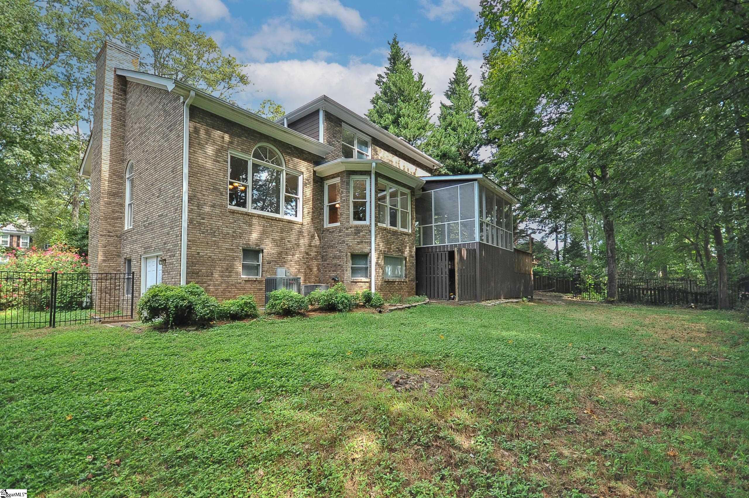 18 W Cranberry Lane Greenville, SC 29615