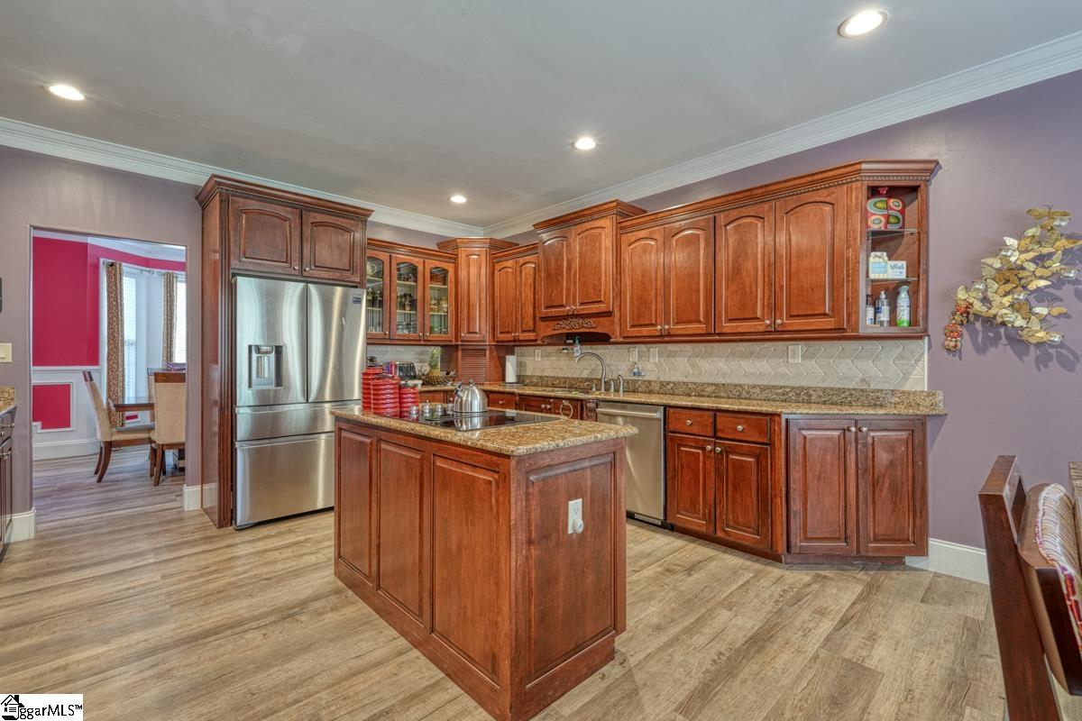 251 N Lake Emory Drive Inman, SC 29349