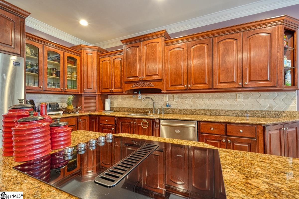 251 N Lake Emory Drive Inman, SC 29349