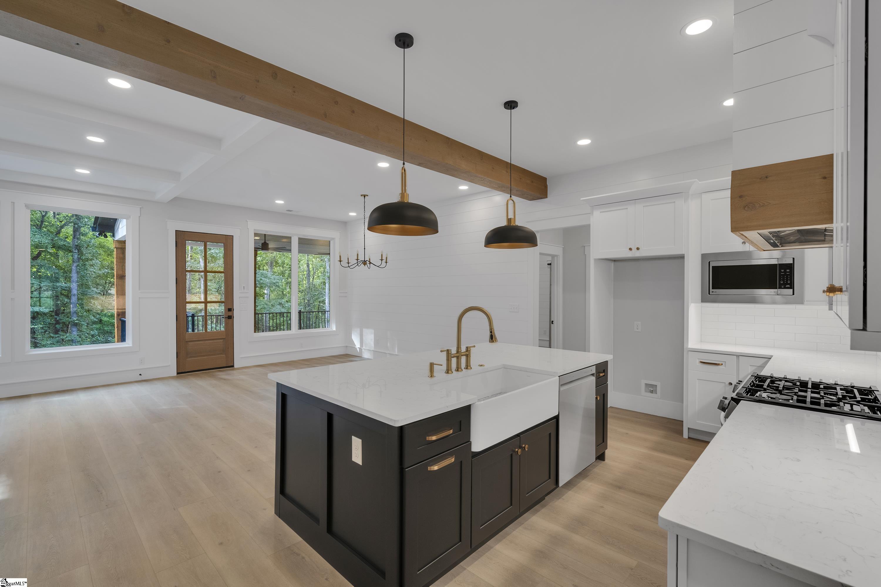 1422 Hunters Trail Anderson, SC 29625