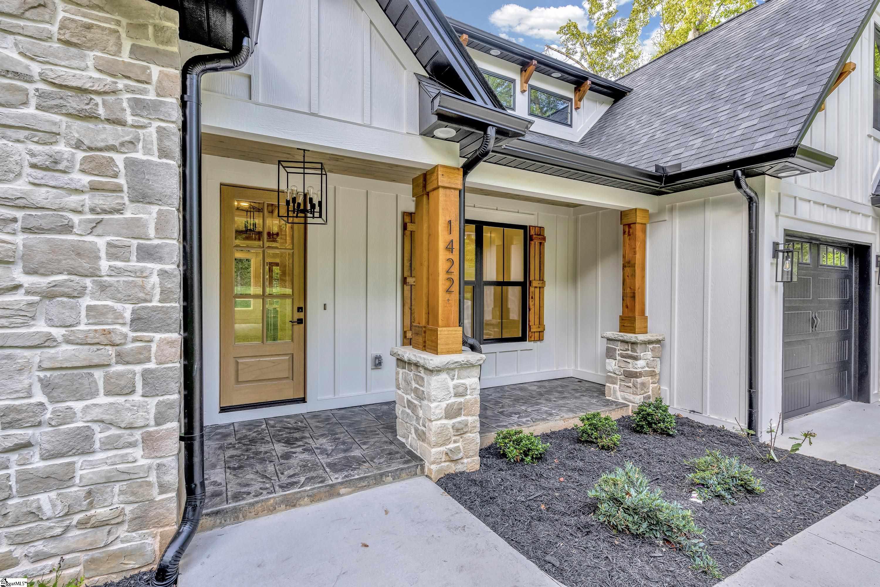 1422 Hunters Trail Anderson, SC 29625