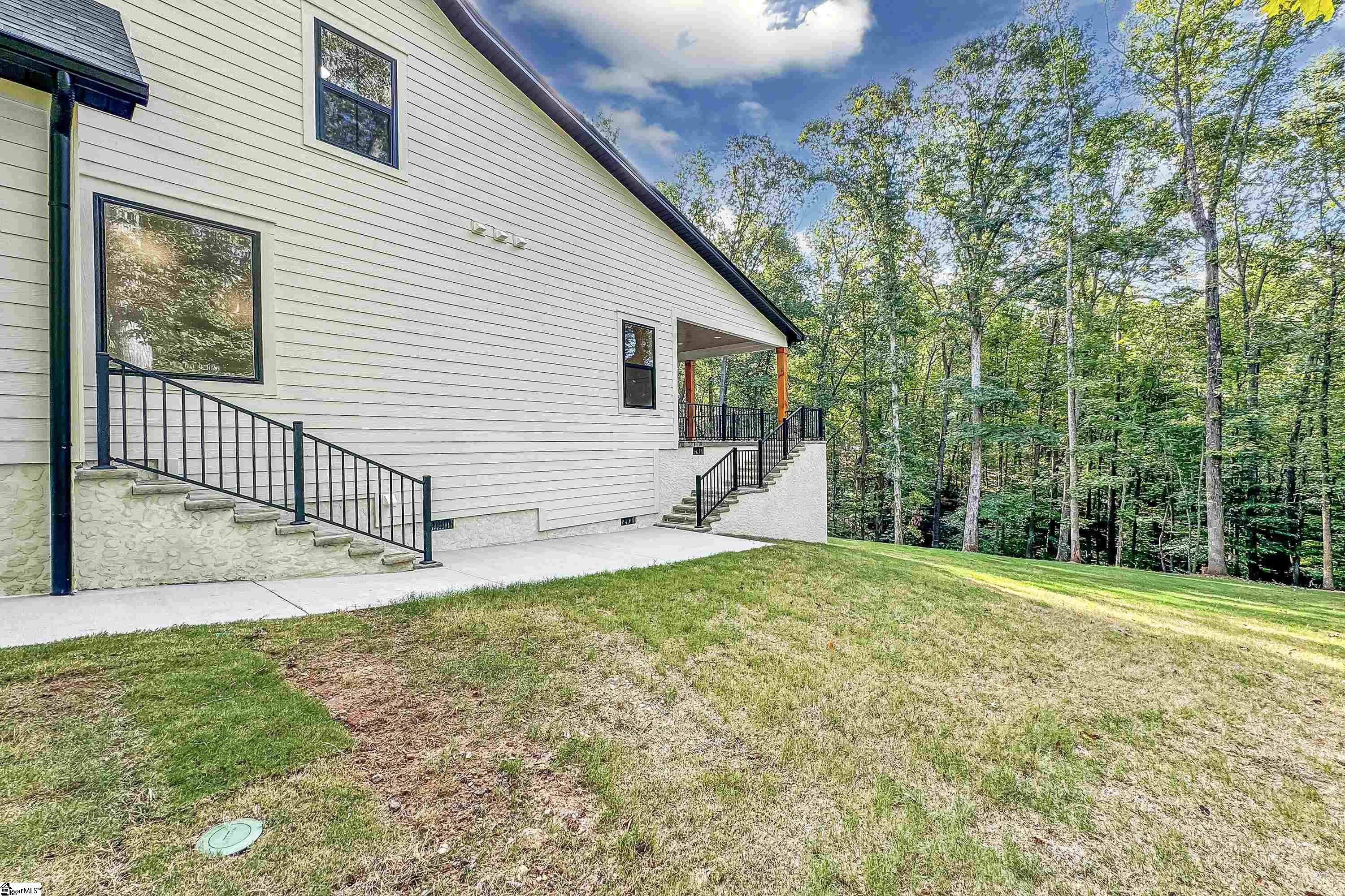 1422 Hunters Trail Anderson, SC 29625