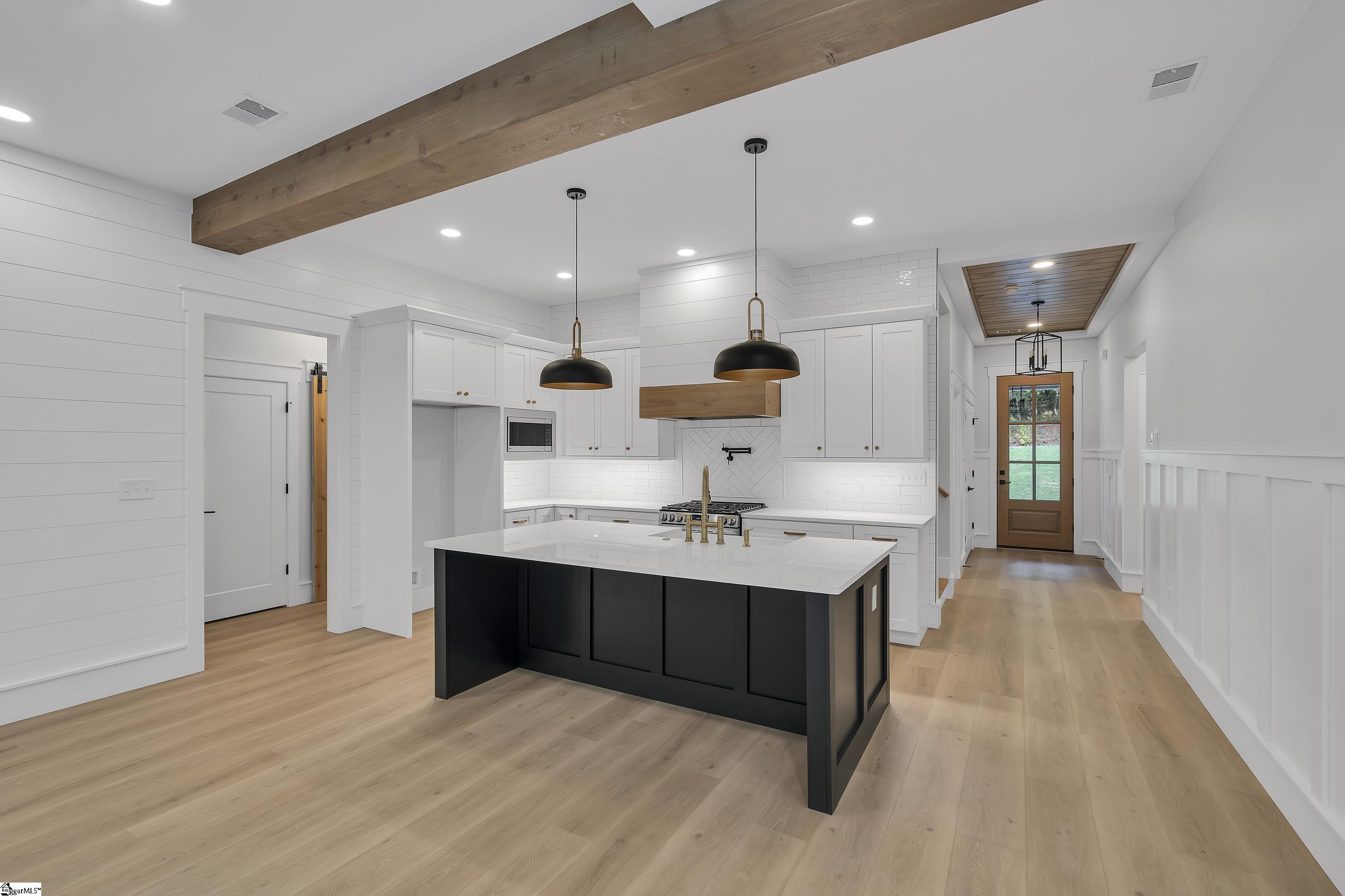 1422 Hunters Trail Anderson, SC 29625