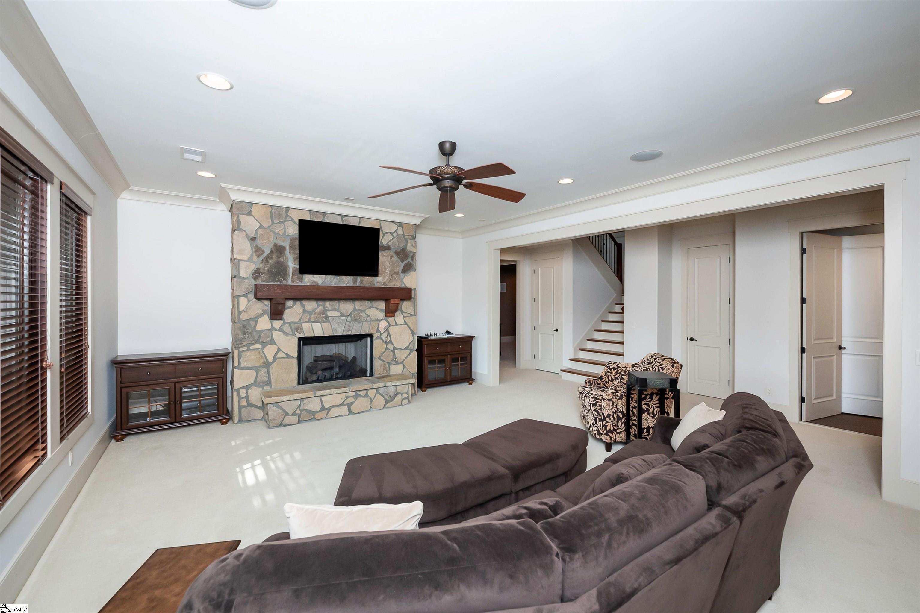 606 Majesty Court Salem, SC 29676