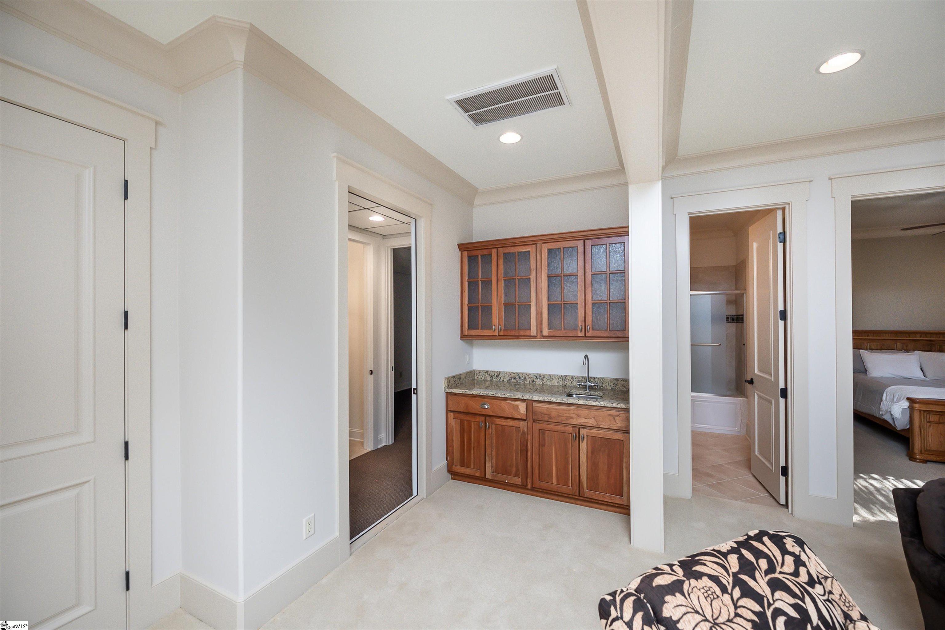 606 Majesty Court Salem, SC 29676