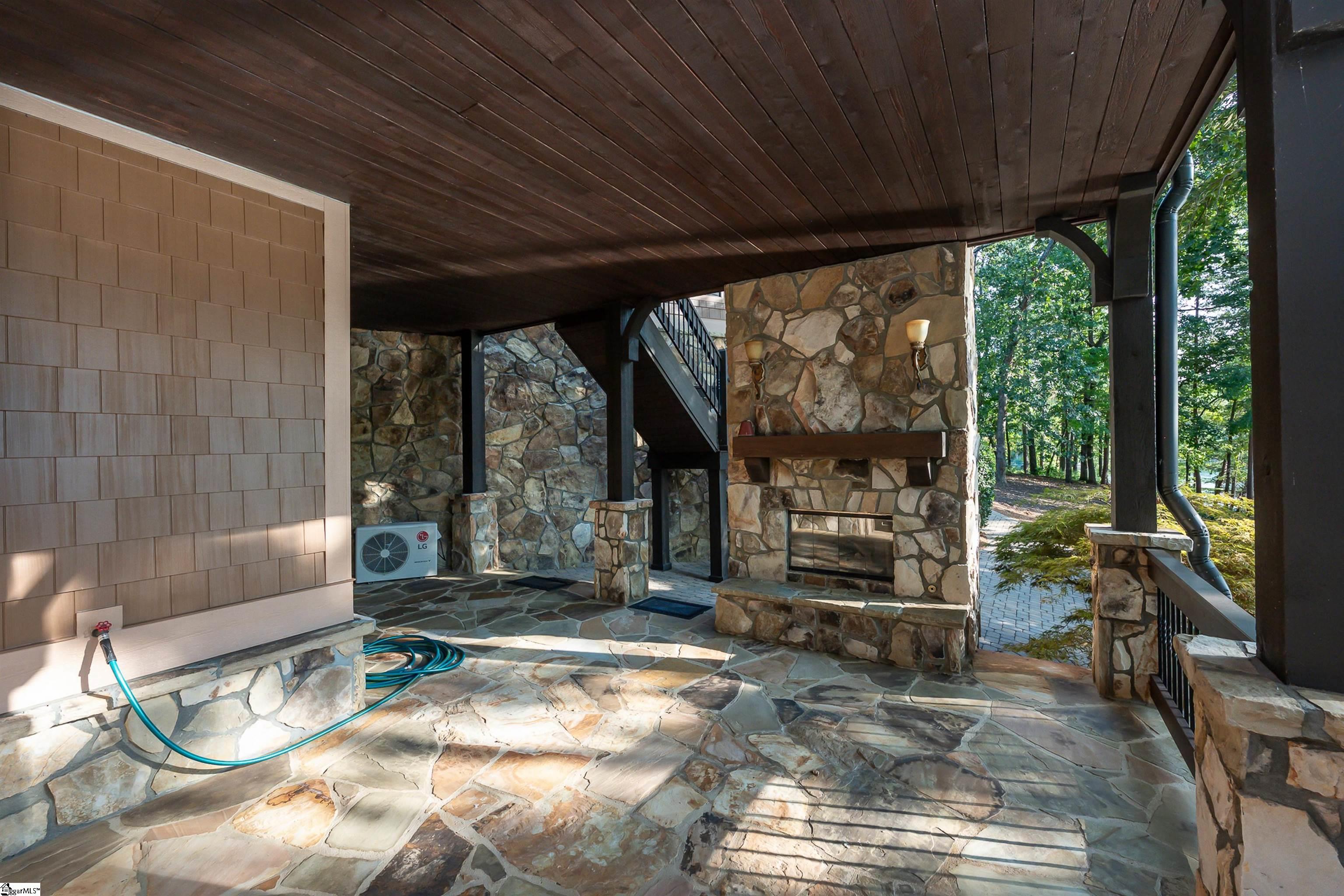 606 Majesty Court Salem, SC 29676