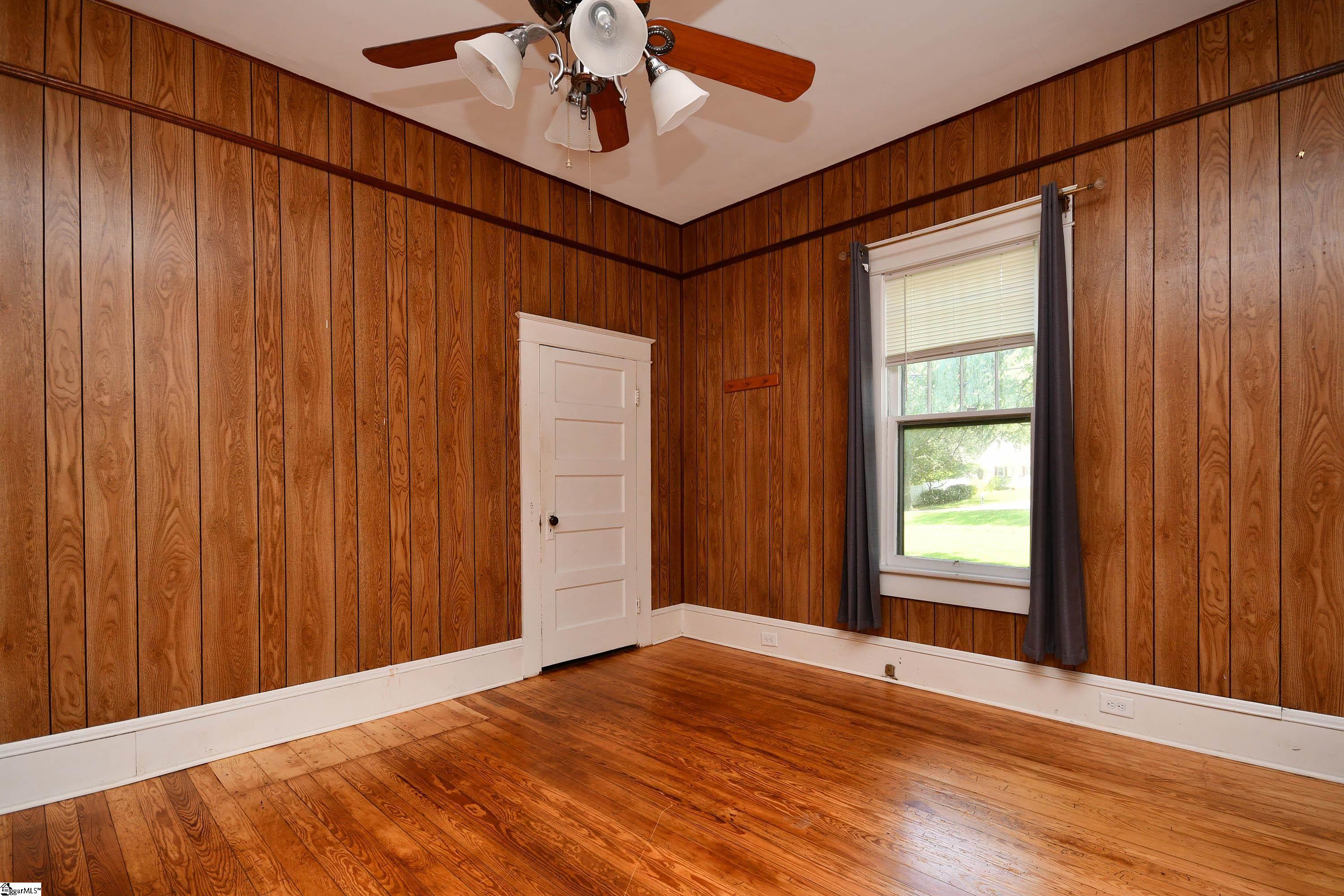 307 Blue Ridge Street Easley, SC 29640