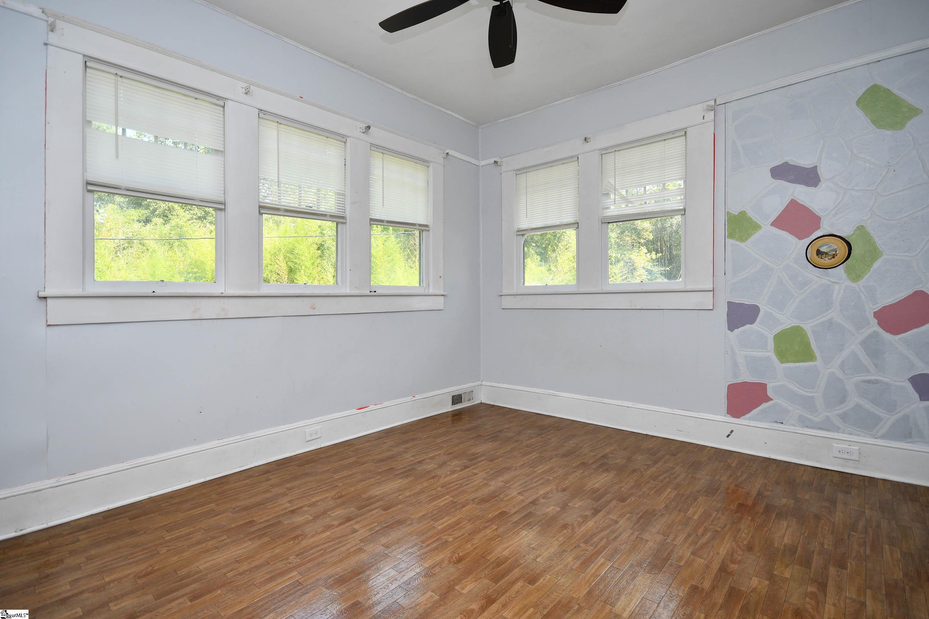 307 Blue Ridge Street Easley, SC 29640