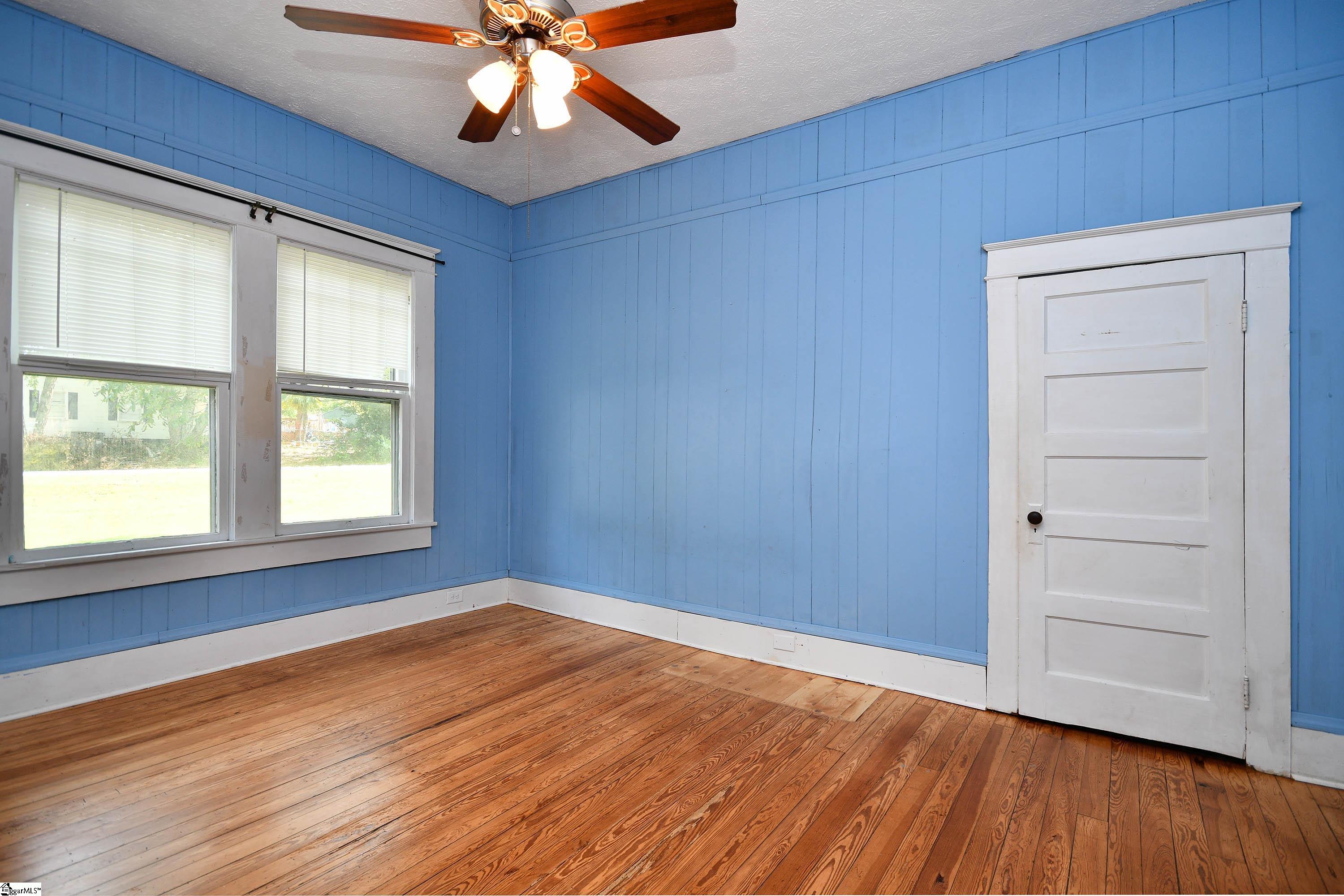 307 Blue Ridge Street Easley, SC 29640