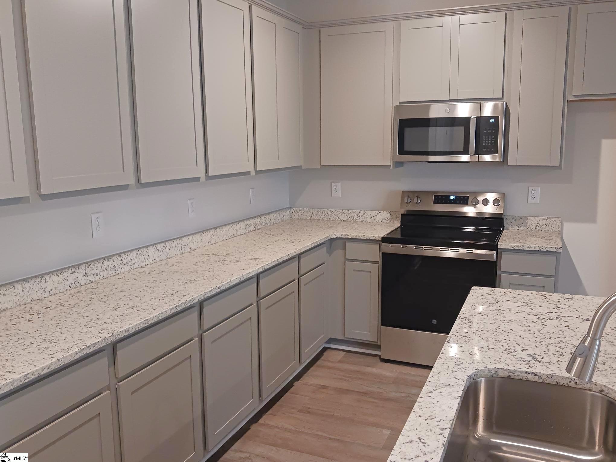 527 Cedar Valley Circle Piedmont, SC 29673