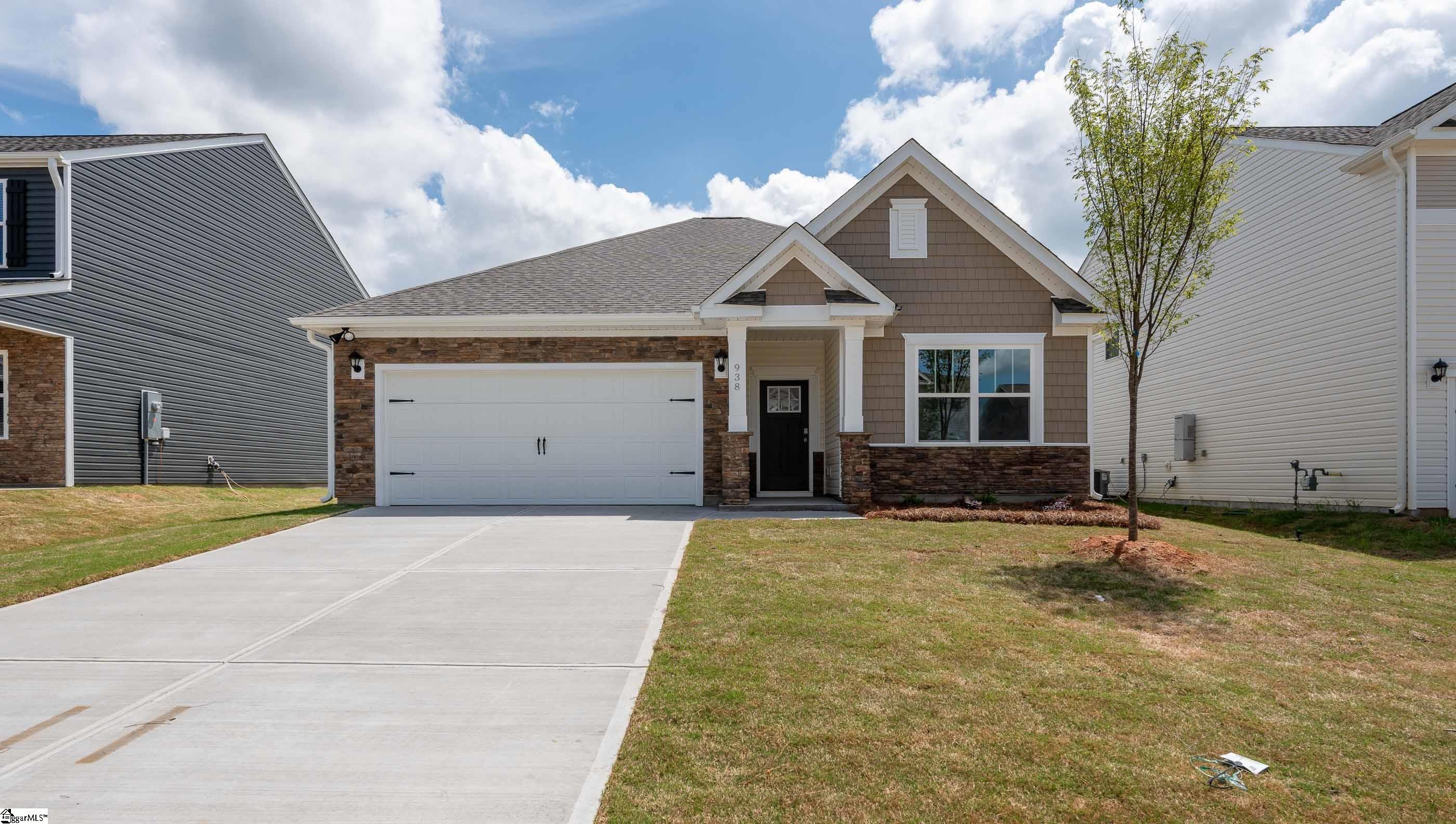938 Pineland Drive Woodruff, SC 29388