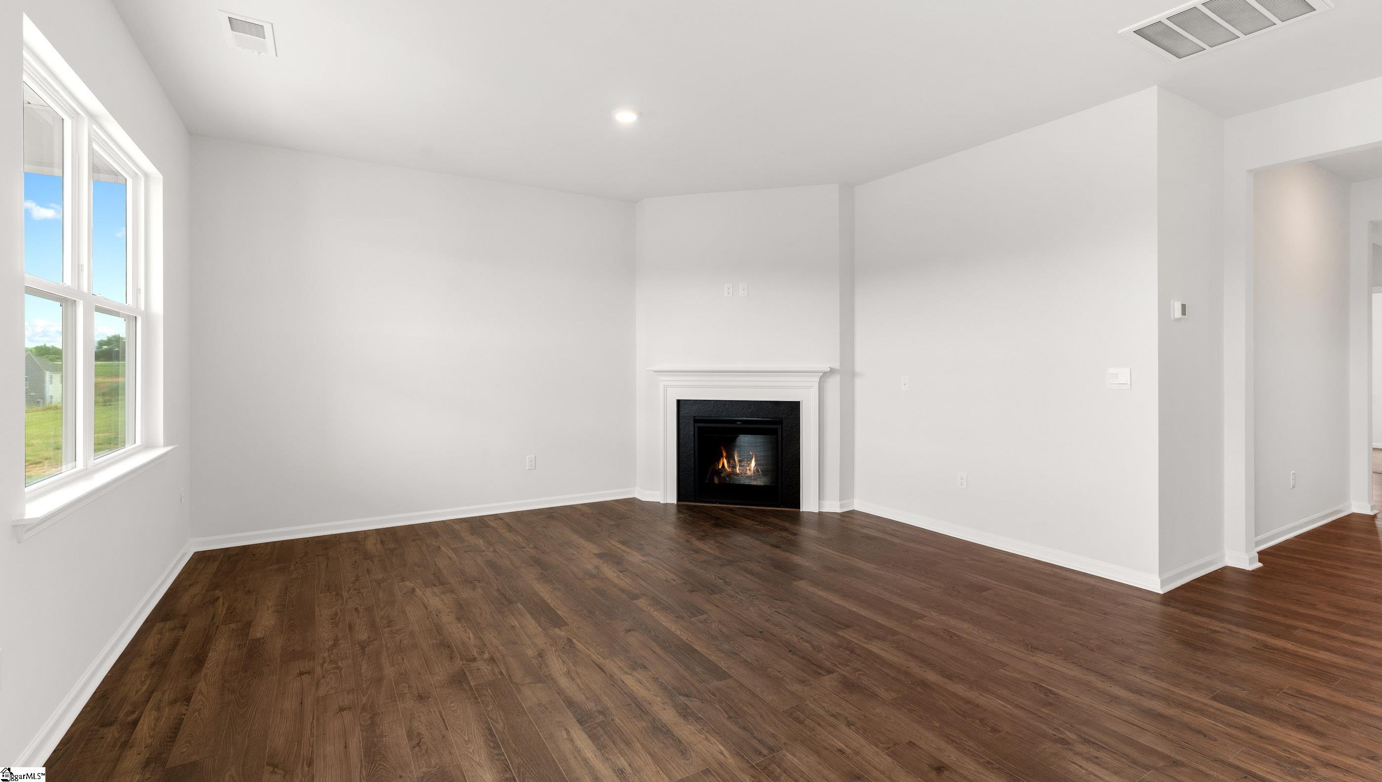 938 Pineland Drive Woodruff, SC 29388