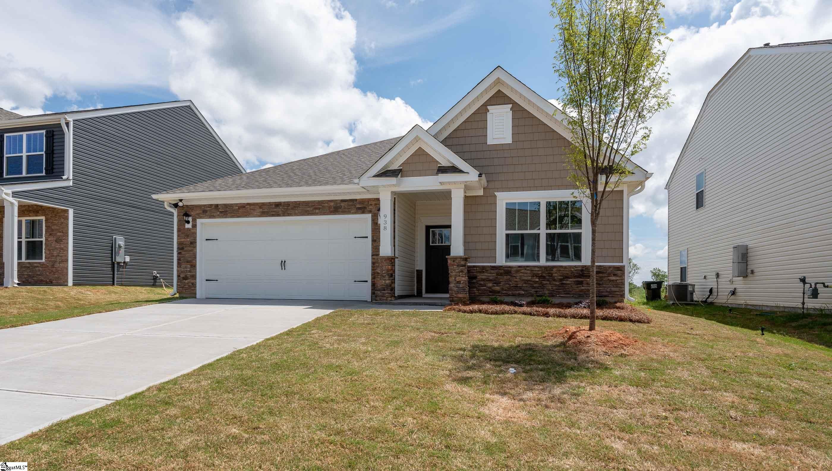 938 Pineland Drive Woodruff, SC 29388