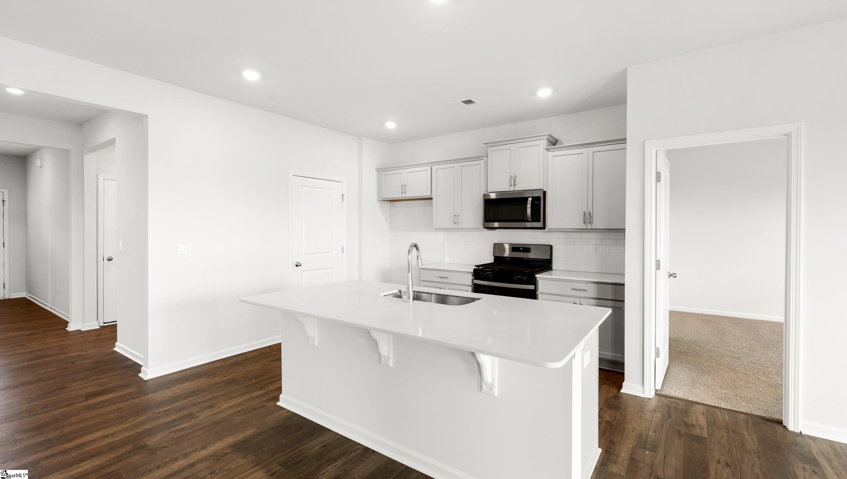 938 Pineland Drive Woodruff, SC 29388