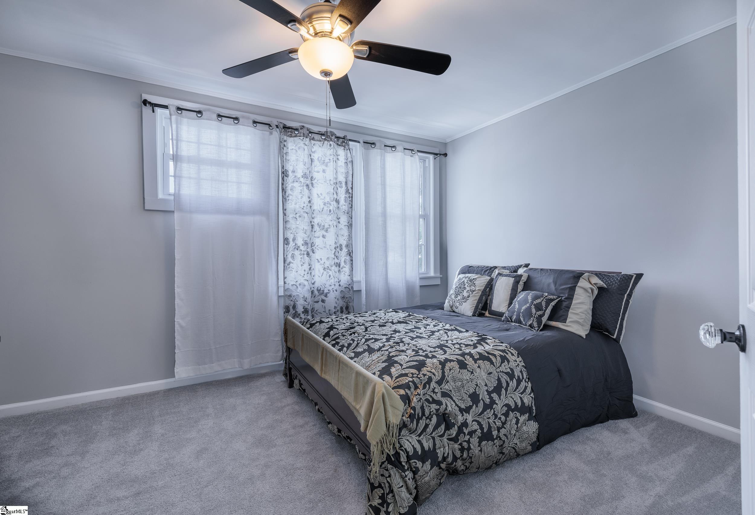 18 Elm Street Greenville, SC 29605