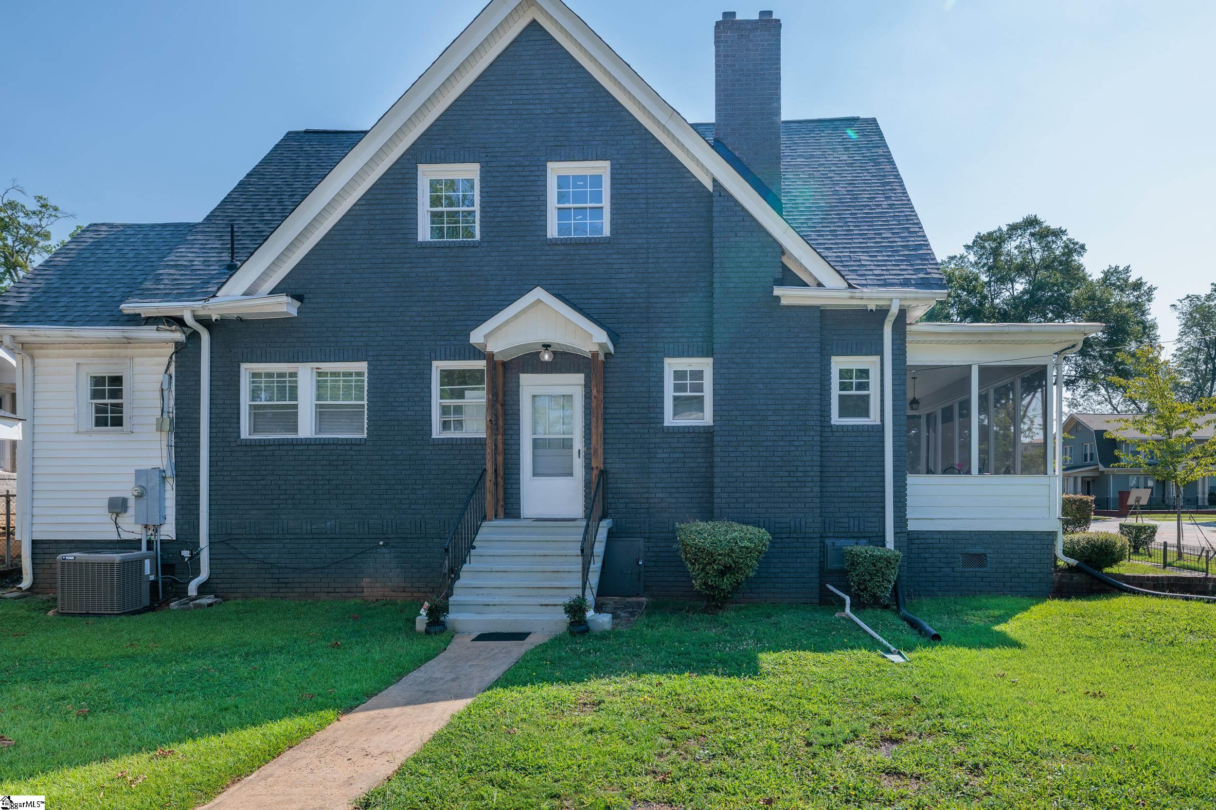 18 Elm Street Greenville, SC 29605