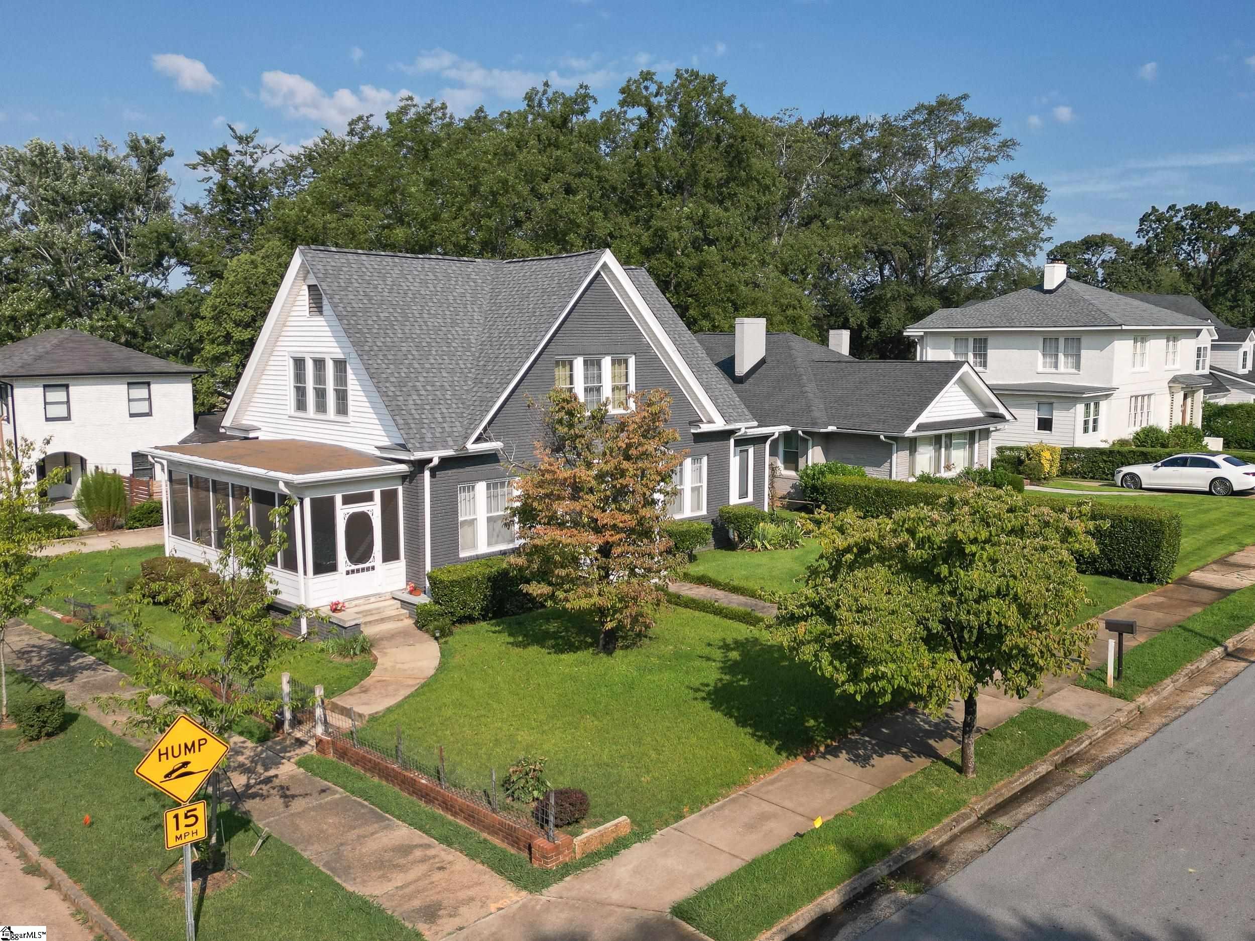 18 Elm Street Greenville, SC 29605