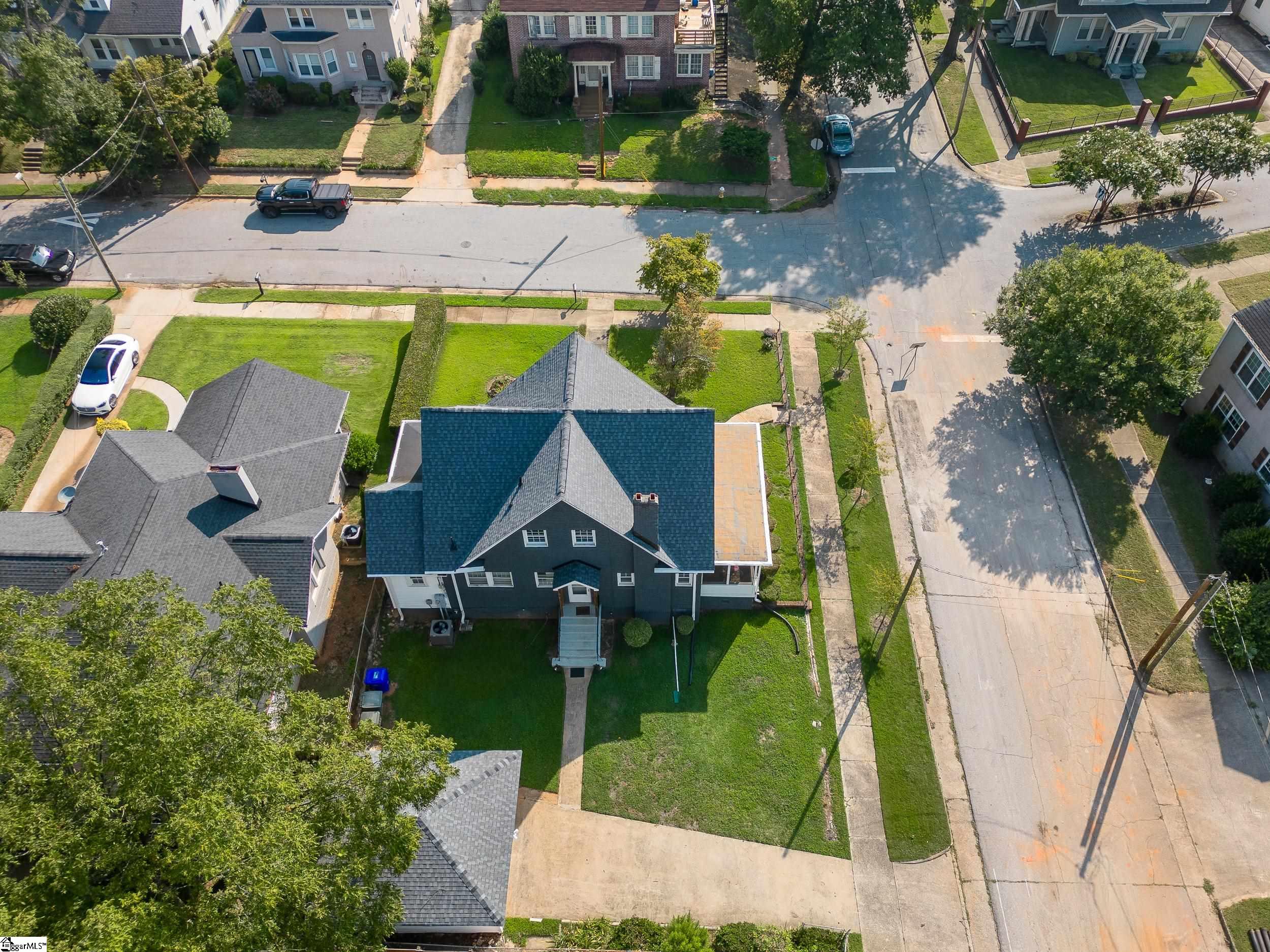18 Elm Street Greenville, SC 29605