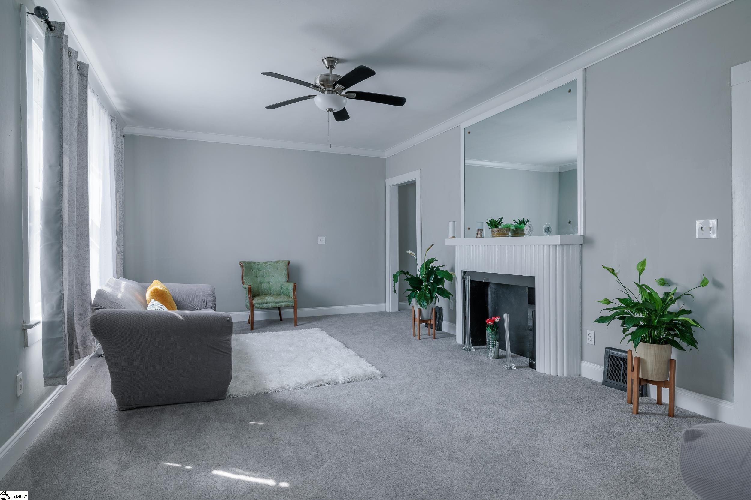 18 Elm Street Greenville, SC 29605