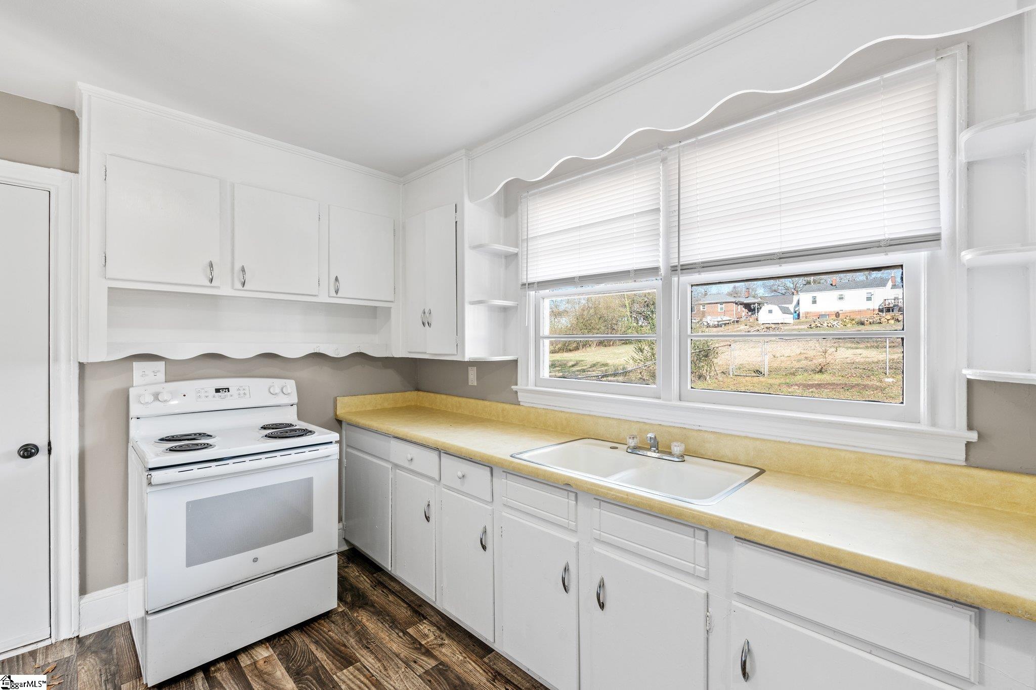 104 Langston Drive Greenville, SC 29617