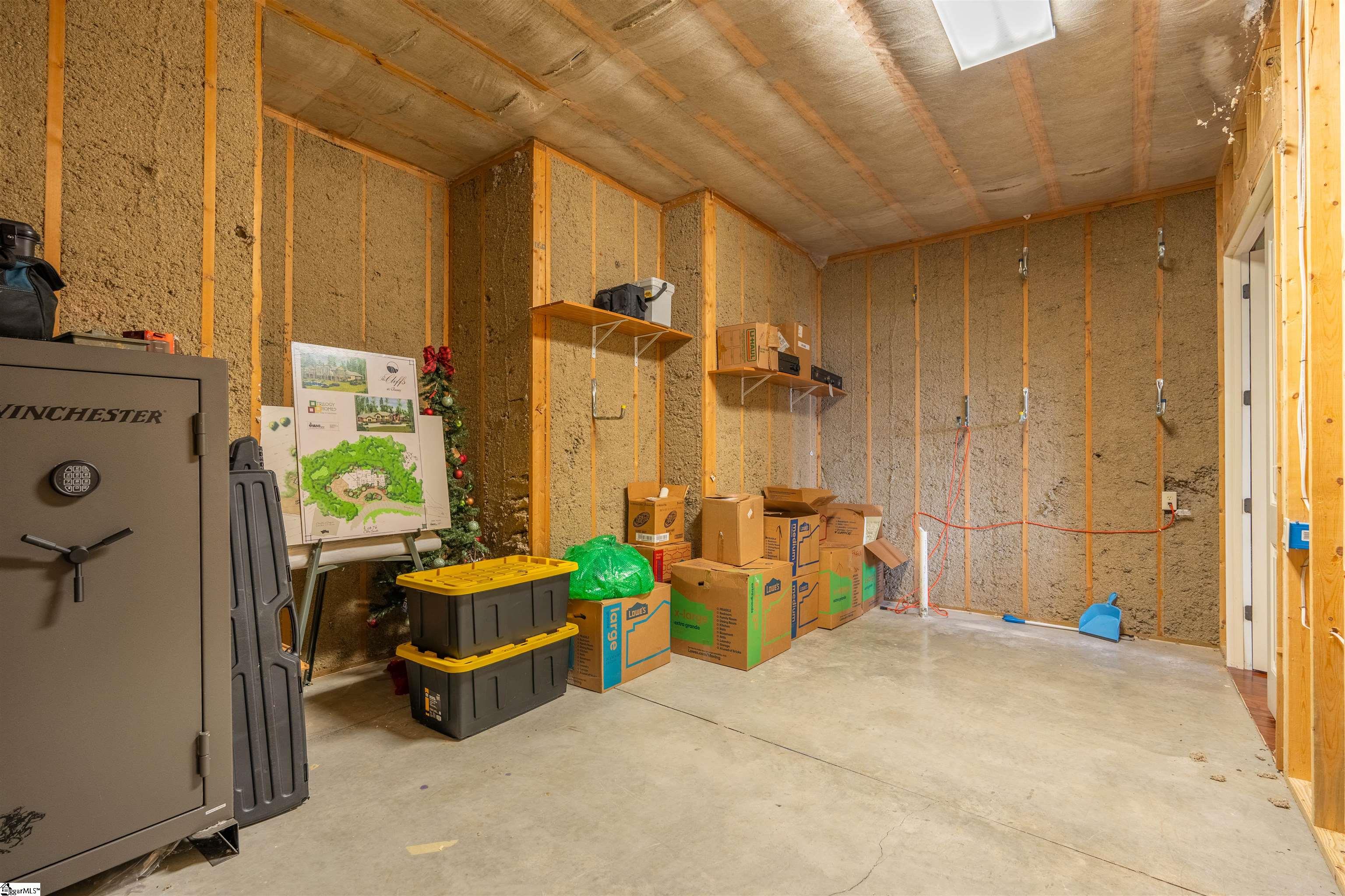 611 Raven Road Landrum, SC 29356