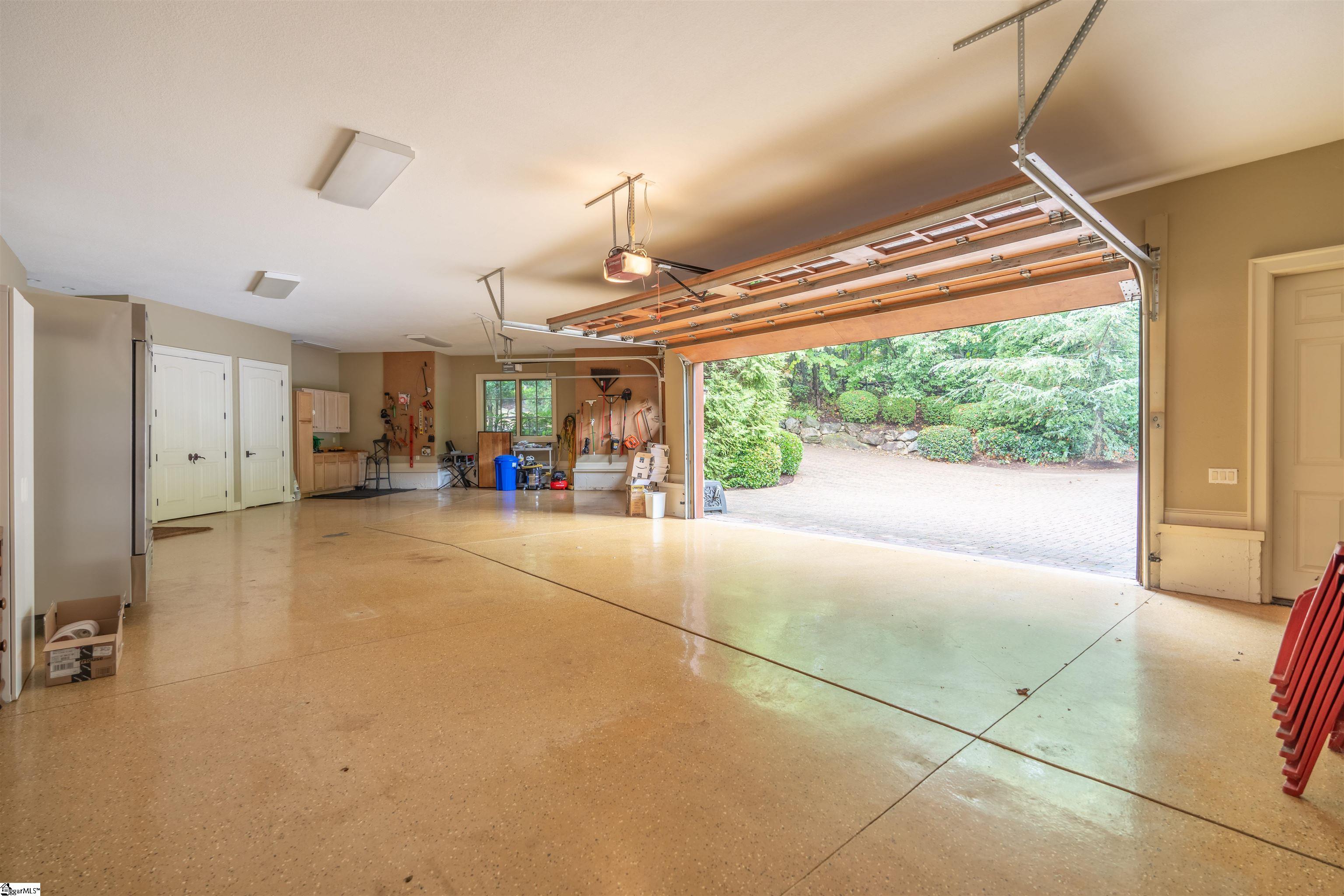 611 Raven Road Landrum, SC 29356