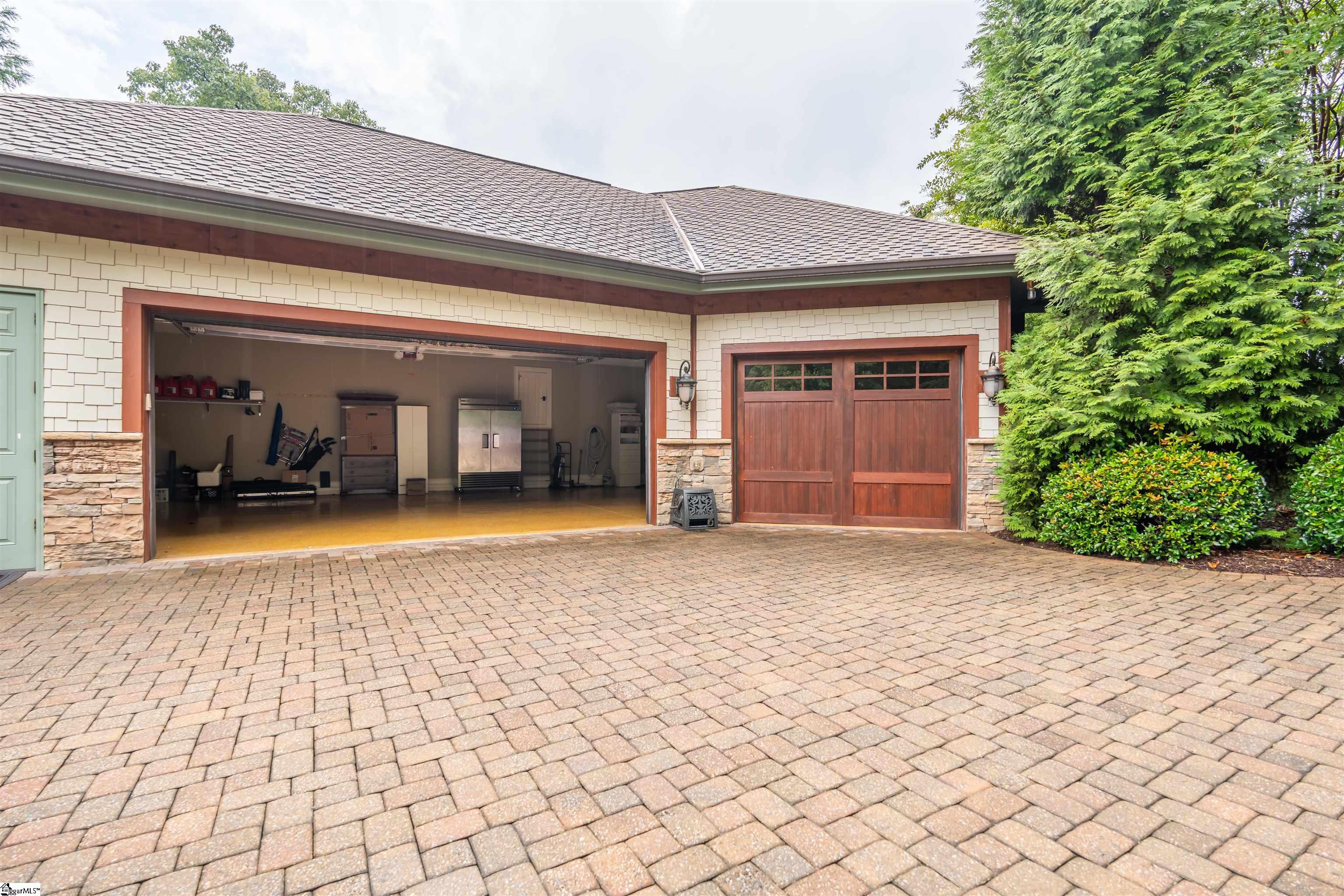 611 Raven Road Landrum, SC 29356