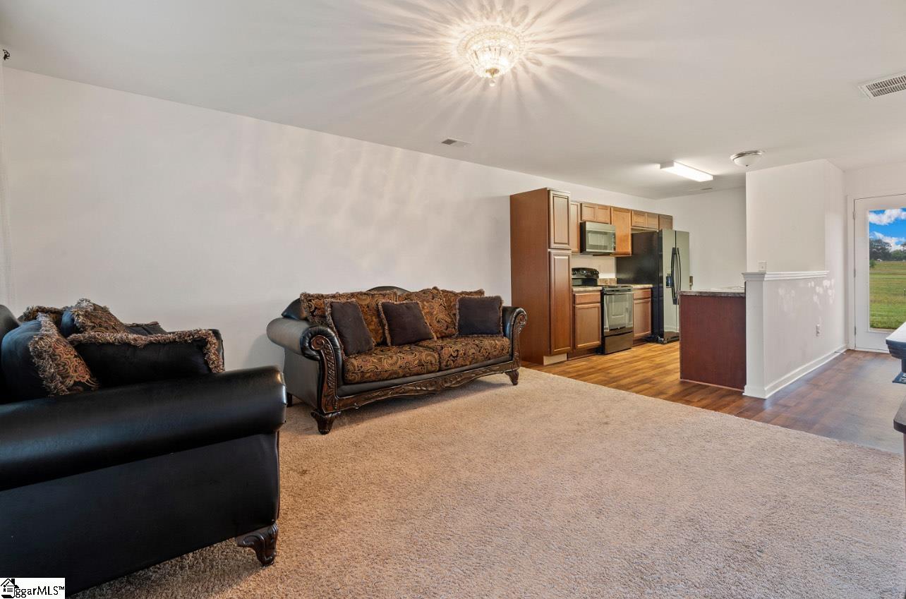217 Old Burnett Road Inman, SC 29349
