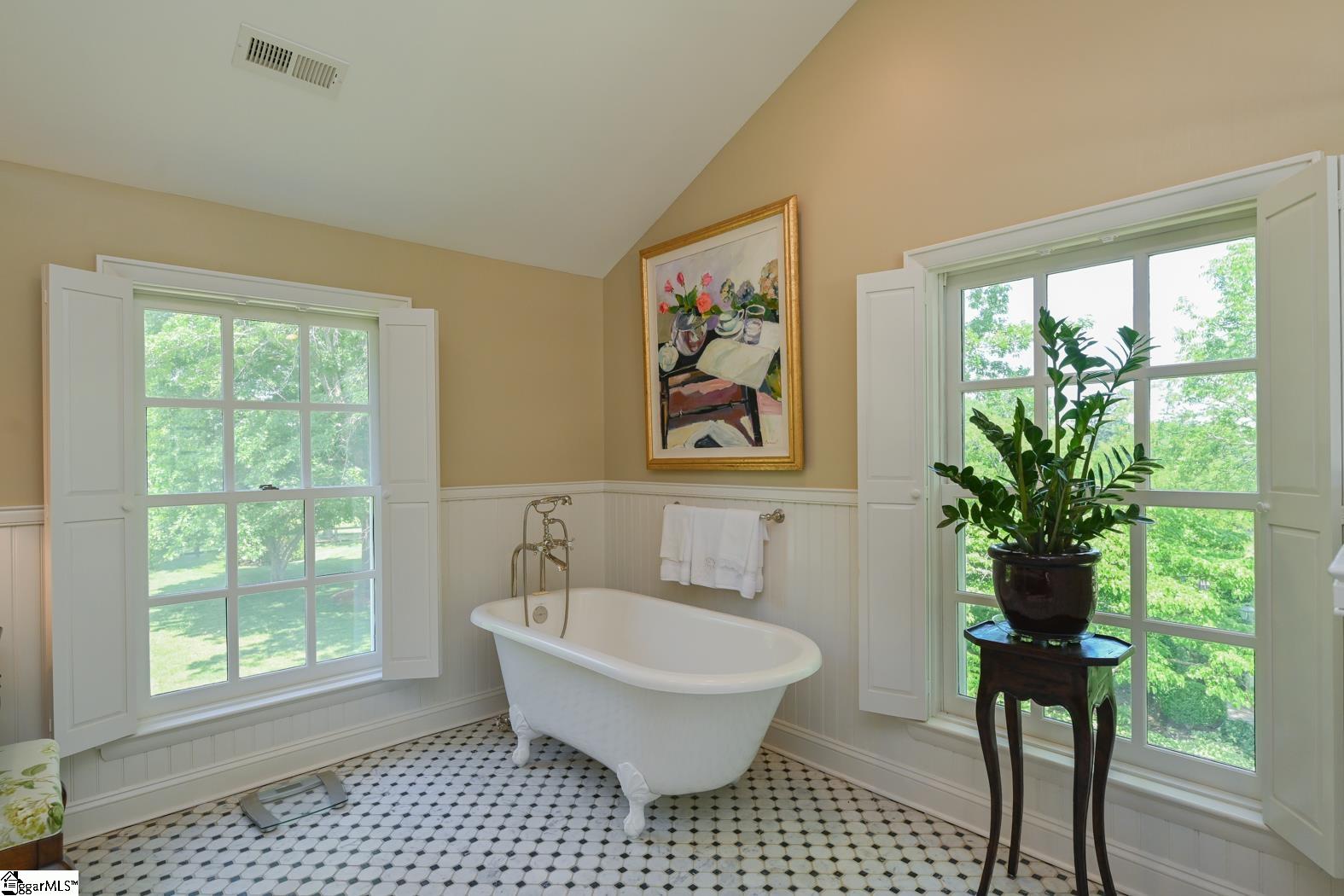 835 Jackson Grove Road Columbus, NC 28722