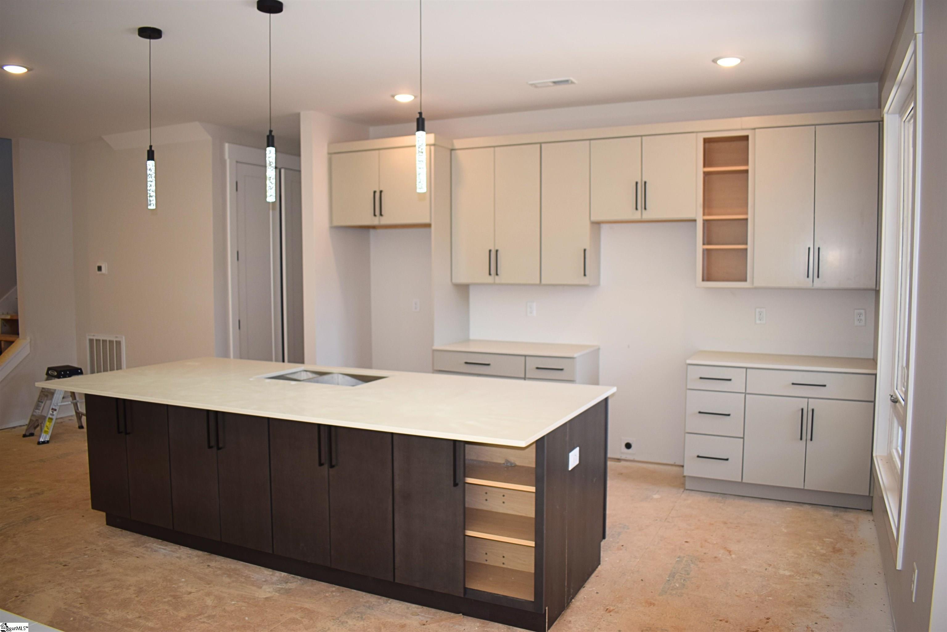 115 Jackson Street Greer, SC 29650