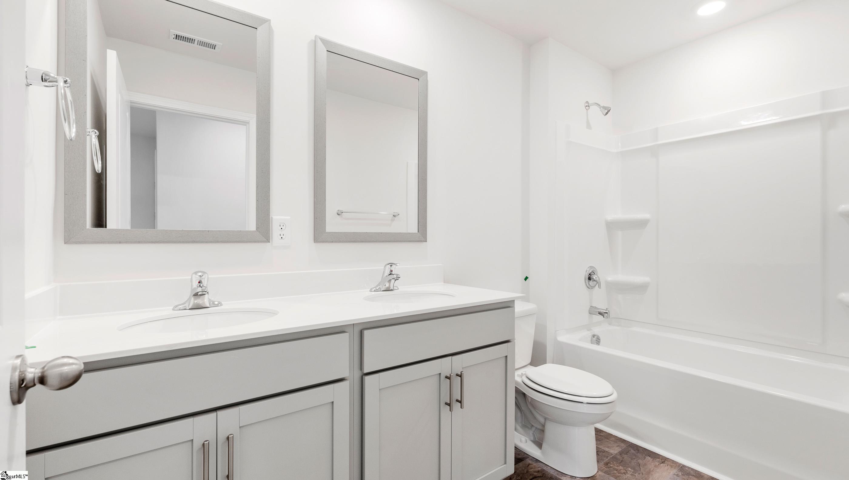 2285 Pierett Circle Woodruff, SC 29388
