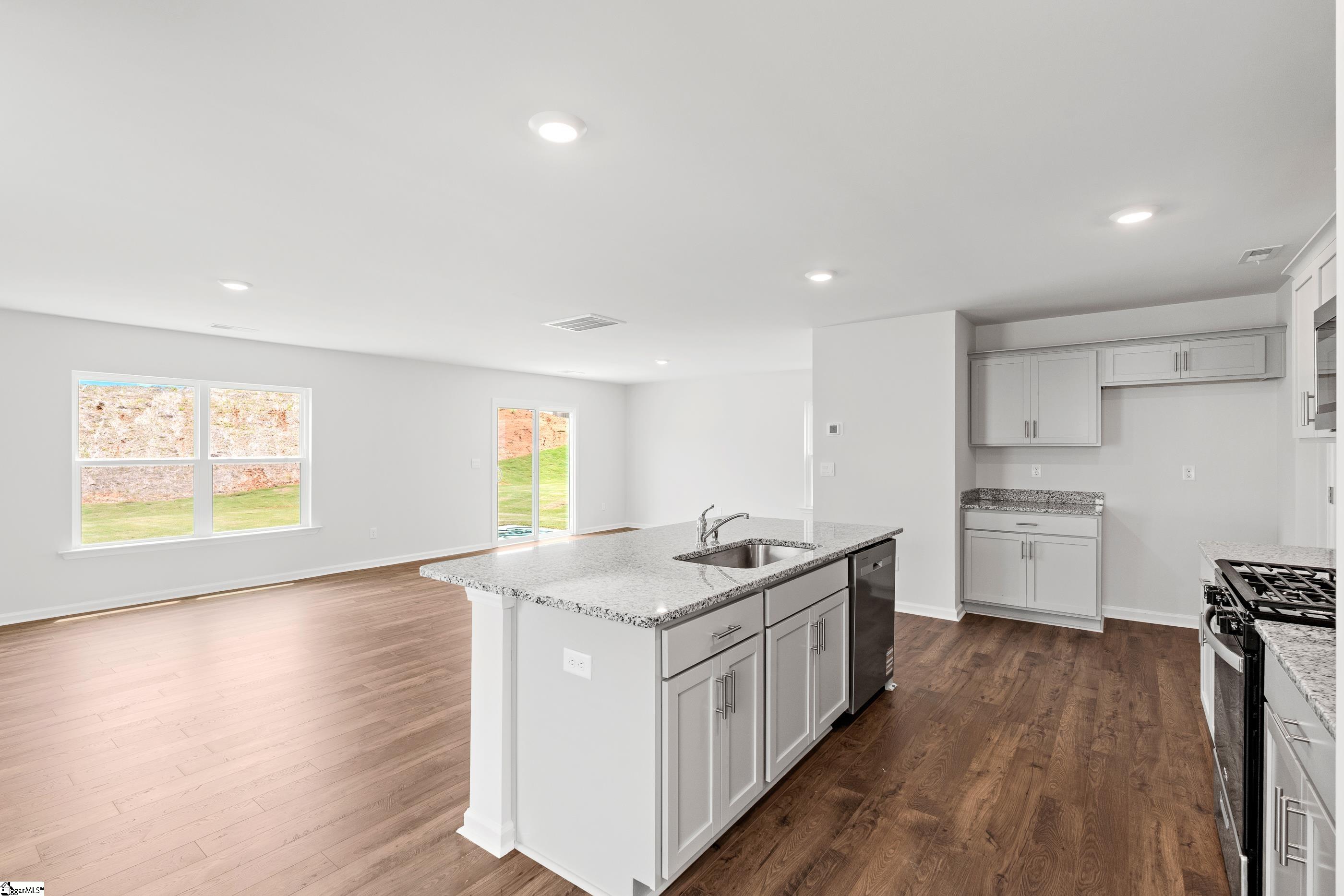 2285 Pierett Circle Woodruff, SC 29388