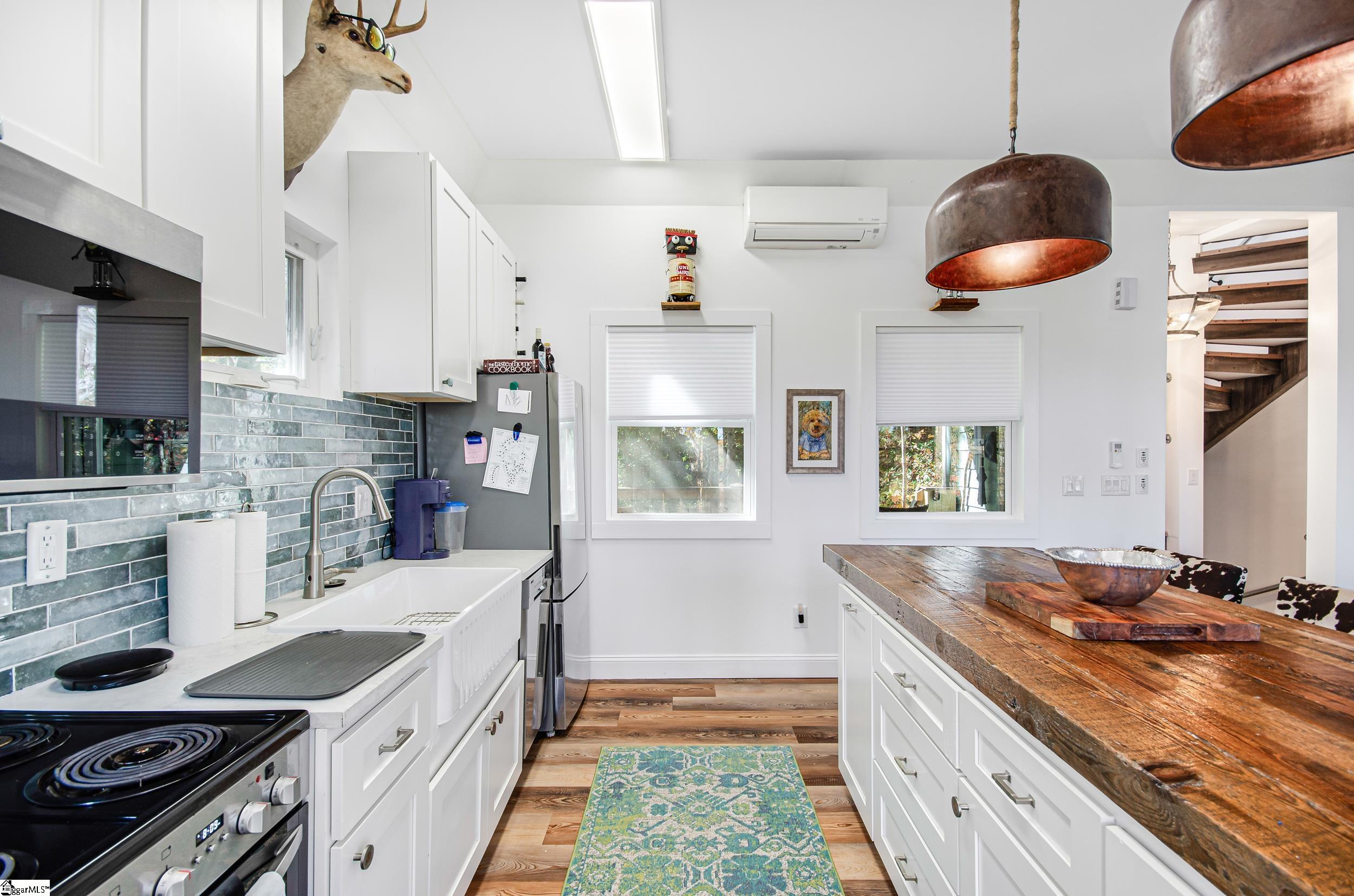 5 Sunrise Drive Cleveland, SC 29635